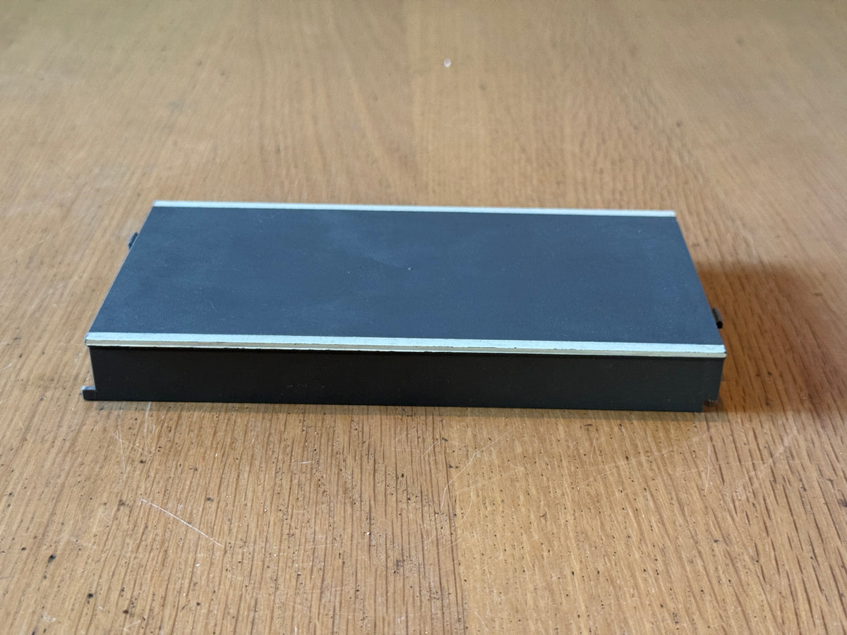 Triang OO Gauge R63 - Straight Platform Section - Pre-owned