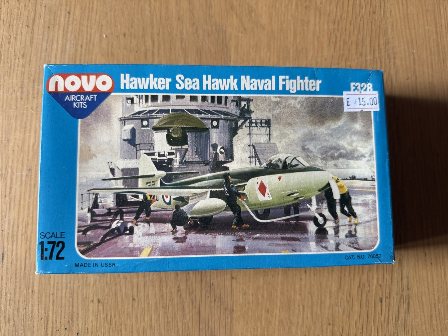 Novo Model Kit - 1:72 Plastic Model Kit - Hawker Sea Hawk Naval Fighter