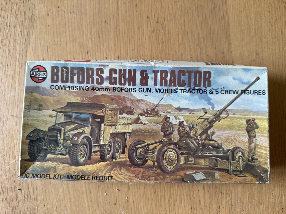 Airfix HO/OO Plastic Model Kit -m 40mm Bofors Gun & Tractor