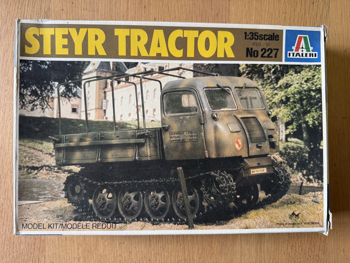 Italeri 1:35 Scale Plastic Model Kit 227 - Steyr Tractor