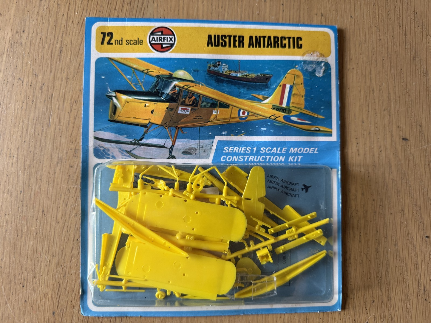 Airfix 1:72 Plastic Model Kit - Auster Antarctic
