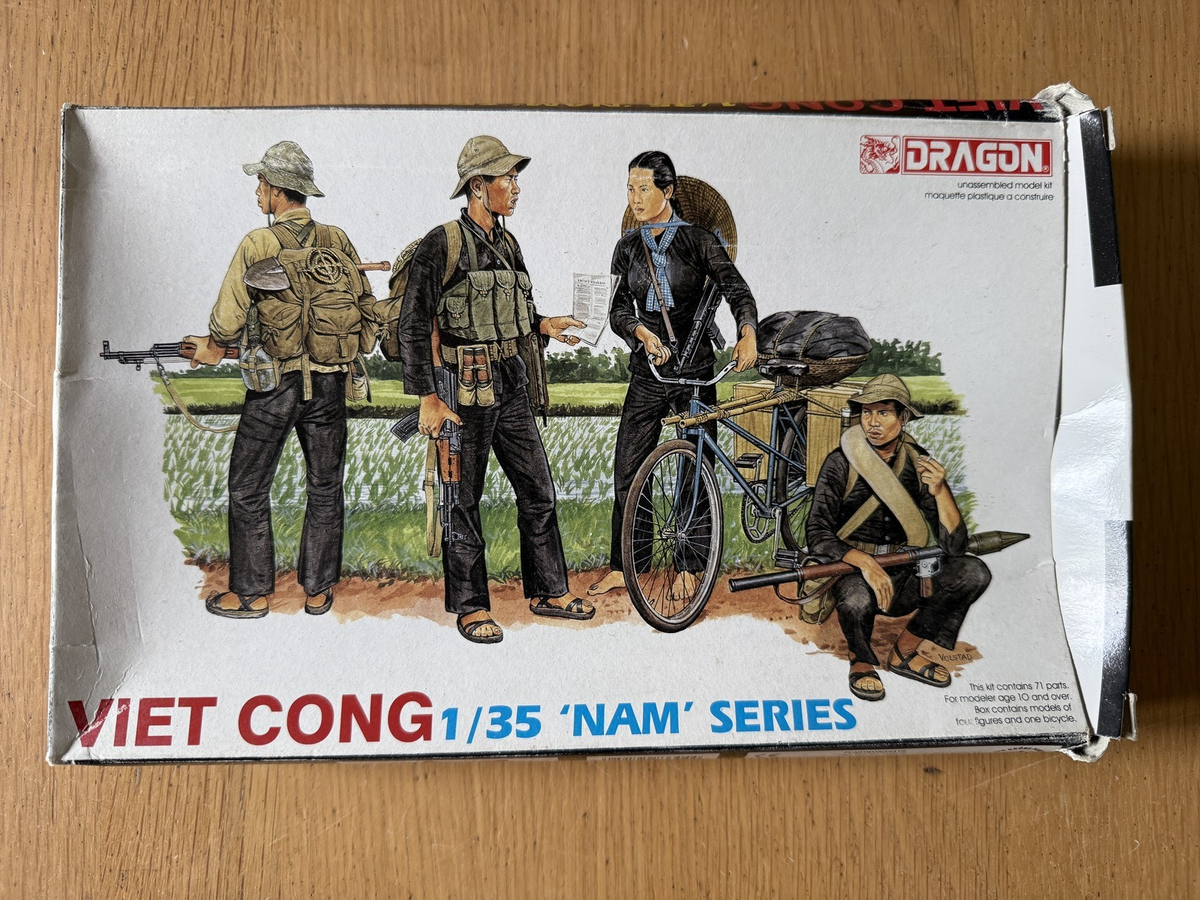 Dragon 1:35 Plastic Model Kit: Viet Cong 'Nam' Series