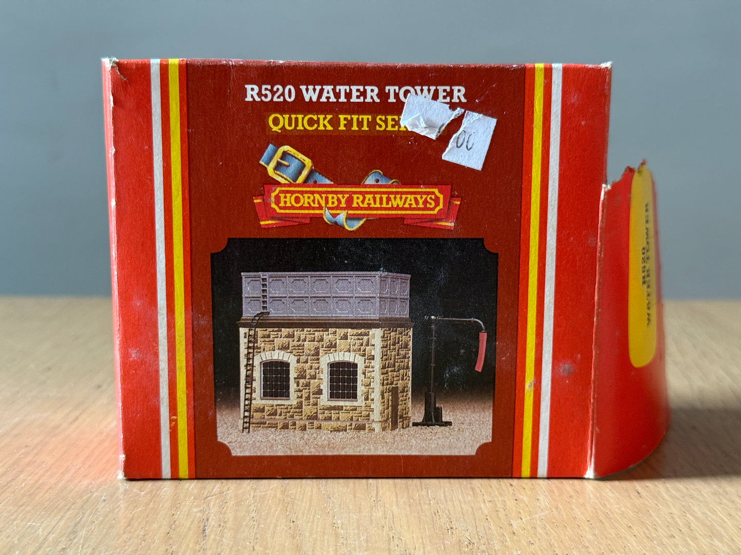 Hornby OO Gauge R520 Water Tower