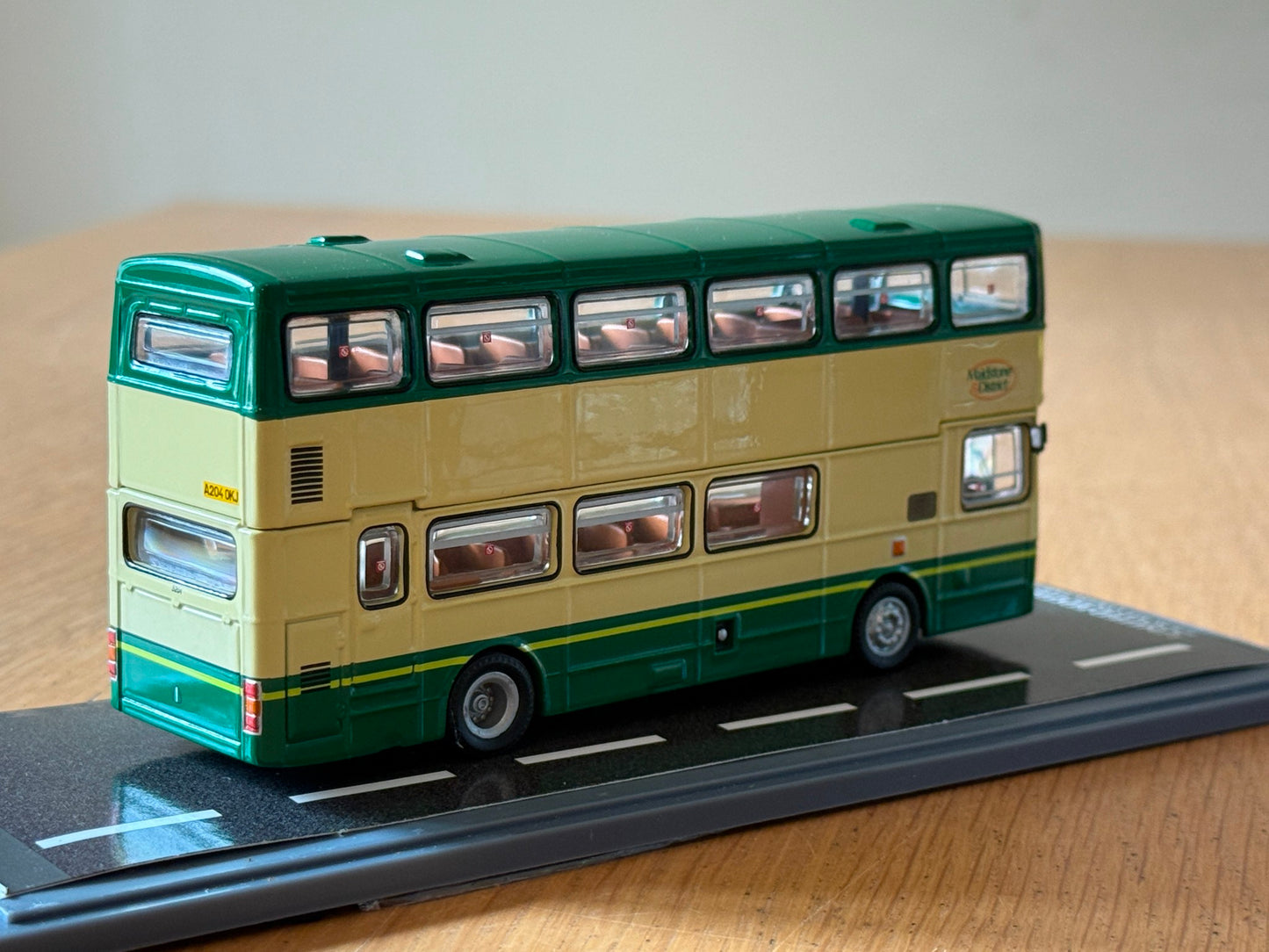 Original Omnibus OM45111 MCW Metrobus Mk1 Single Door Maidstone & District
