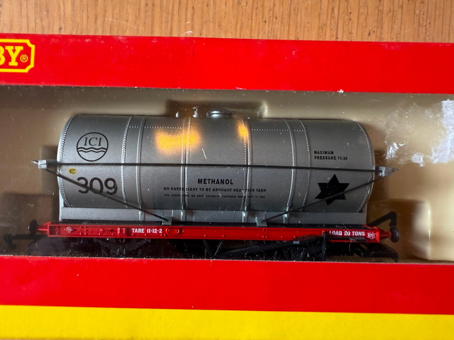 Hornby OO Gauge R6208A ICI 20 Ton Tank Wagon 309 BNIB