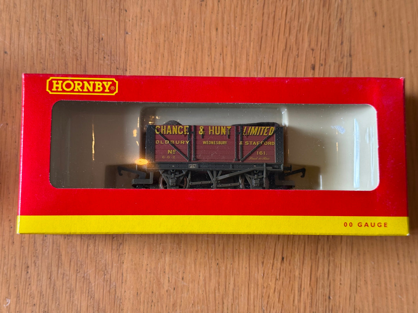 Hornby OO Gauge R6211A 7 Plank Wagon - Chance & Hunt Weath BNIB