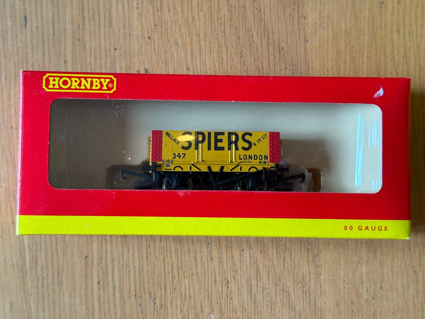 Hornby OO Gauge R6236 Wallace Spiers 6 Plank Wagon BNIB