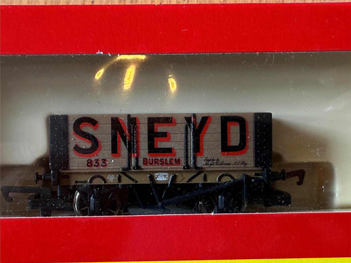 Hornby OO Gauge R6200 6 Plank Wagon "Sneyd Colliery" BNIB