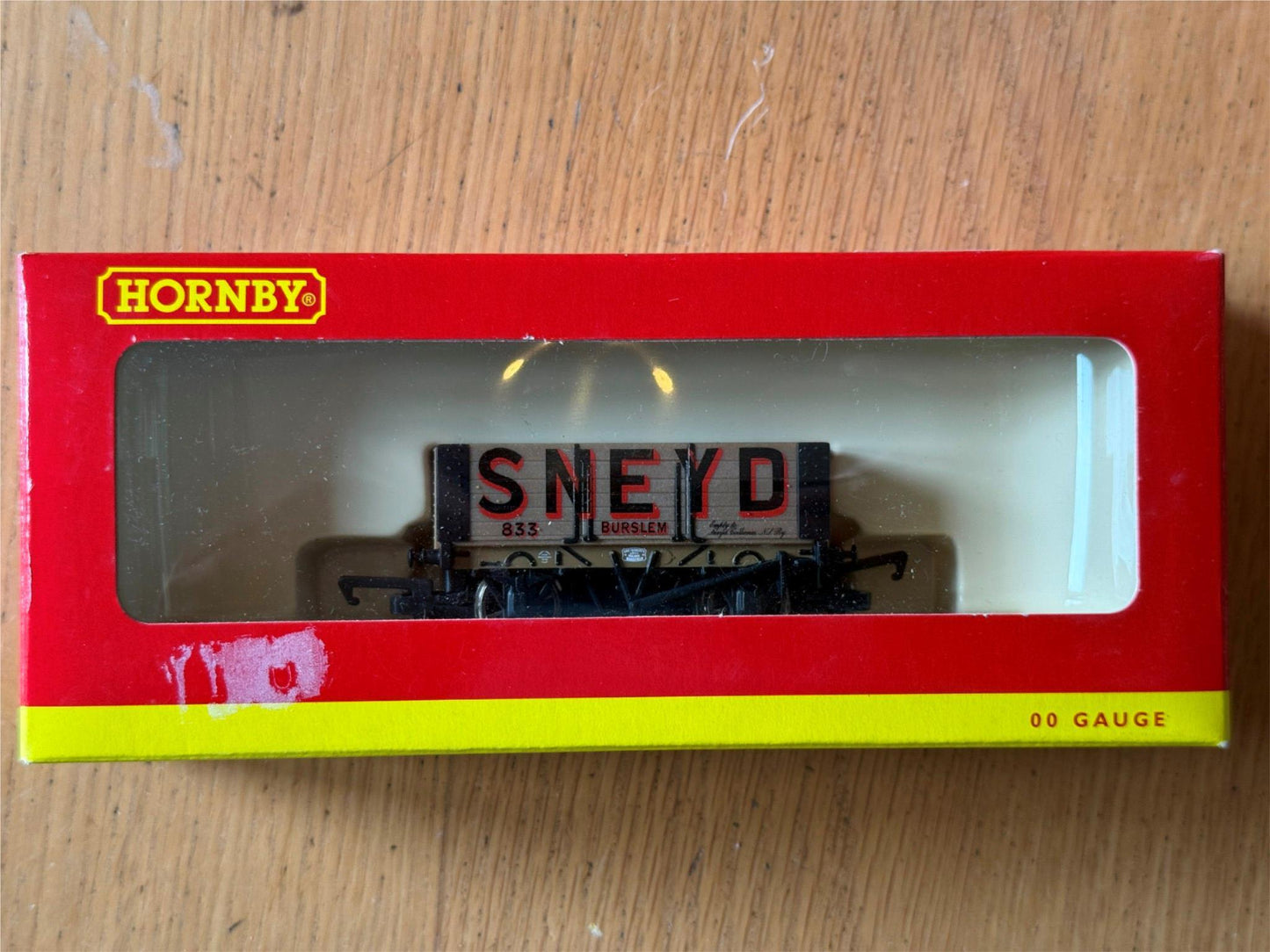 Hornby OO Gauge R6200 6 Plank Wagon "Sneyd Colliery" BNIB