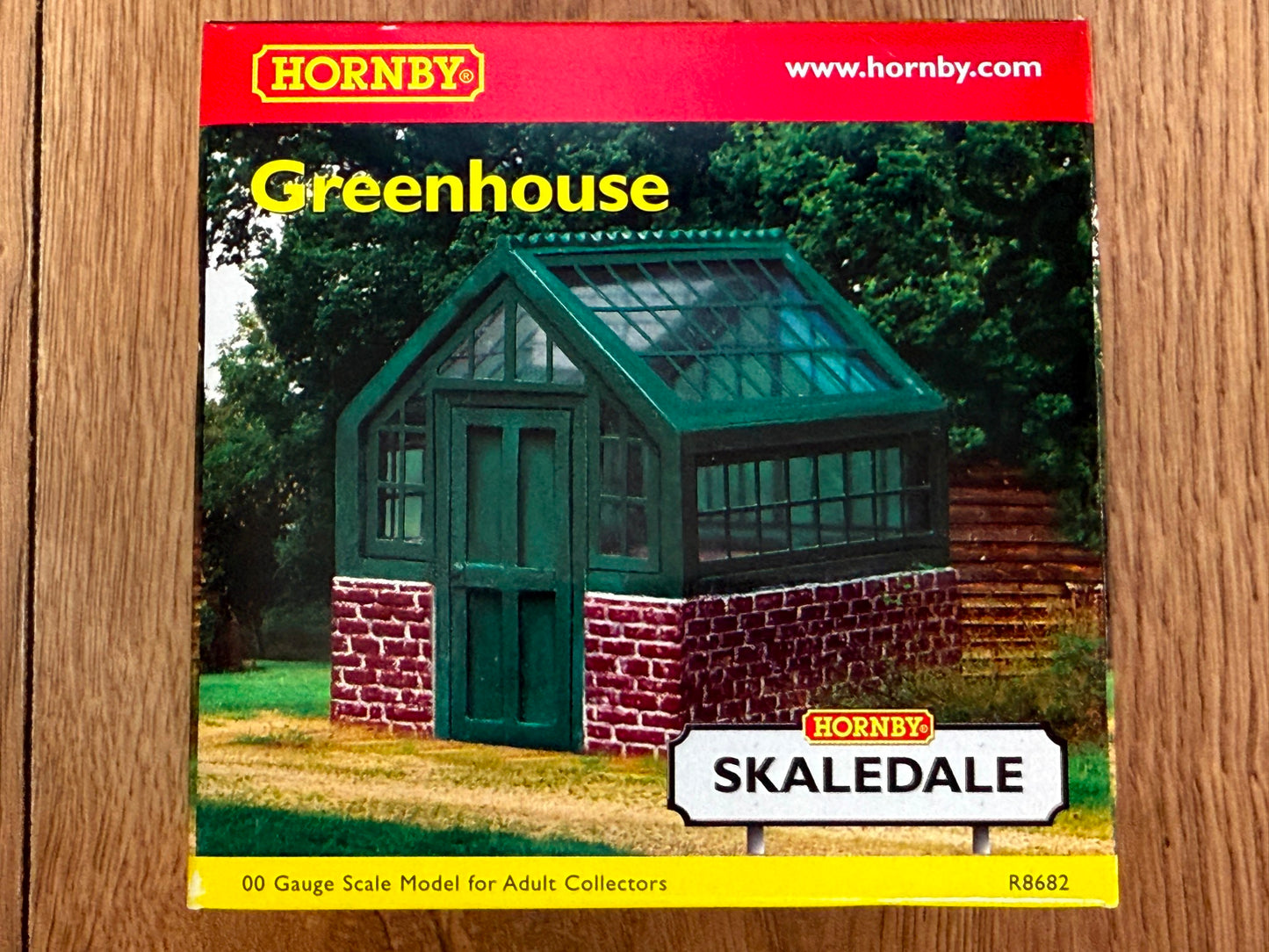 Hornby Skaledale OO Gauge Building - Greenhouse BNIB