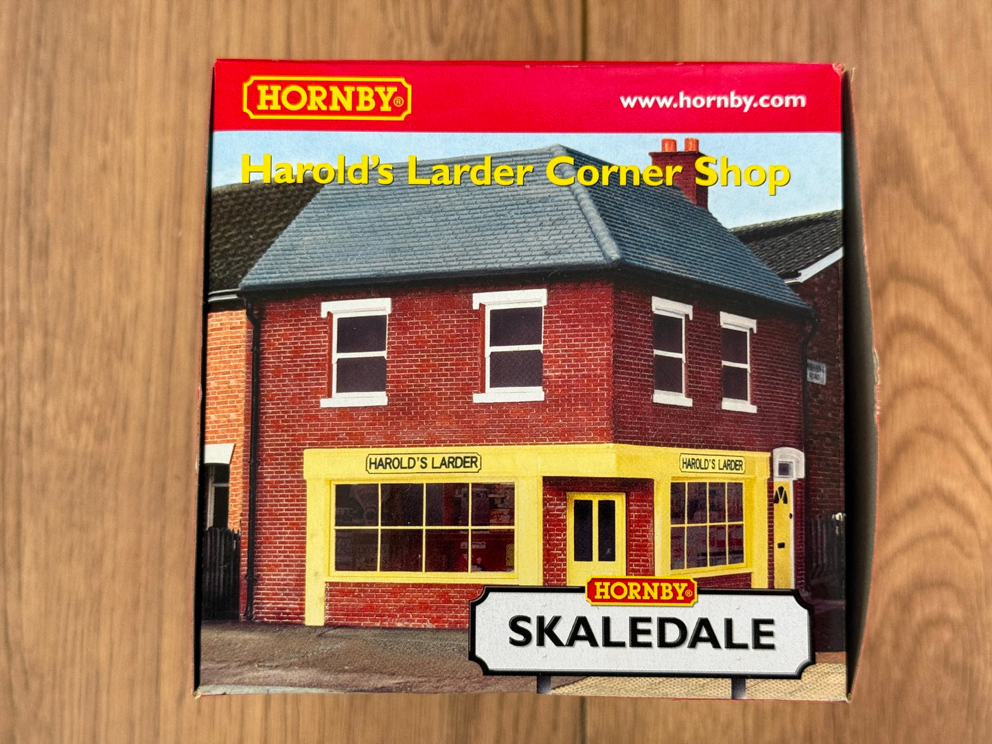 Hornby Skaledale OO Gauge Building - Harold's Larder Corner Shop BNIB