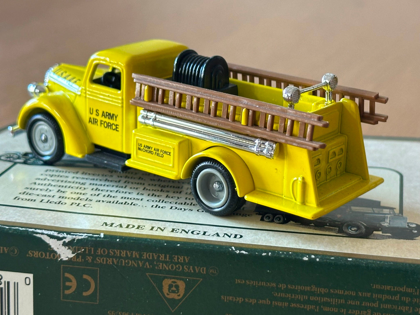 Days Gone Diecast 1939 Ford Fire Engine - USAAF Fire Service