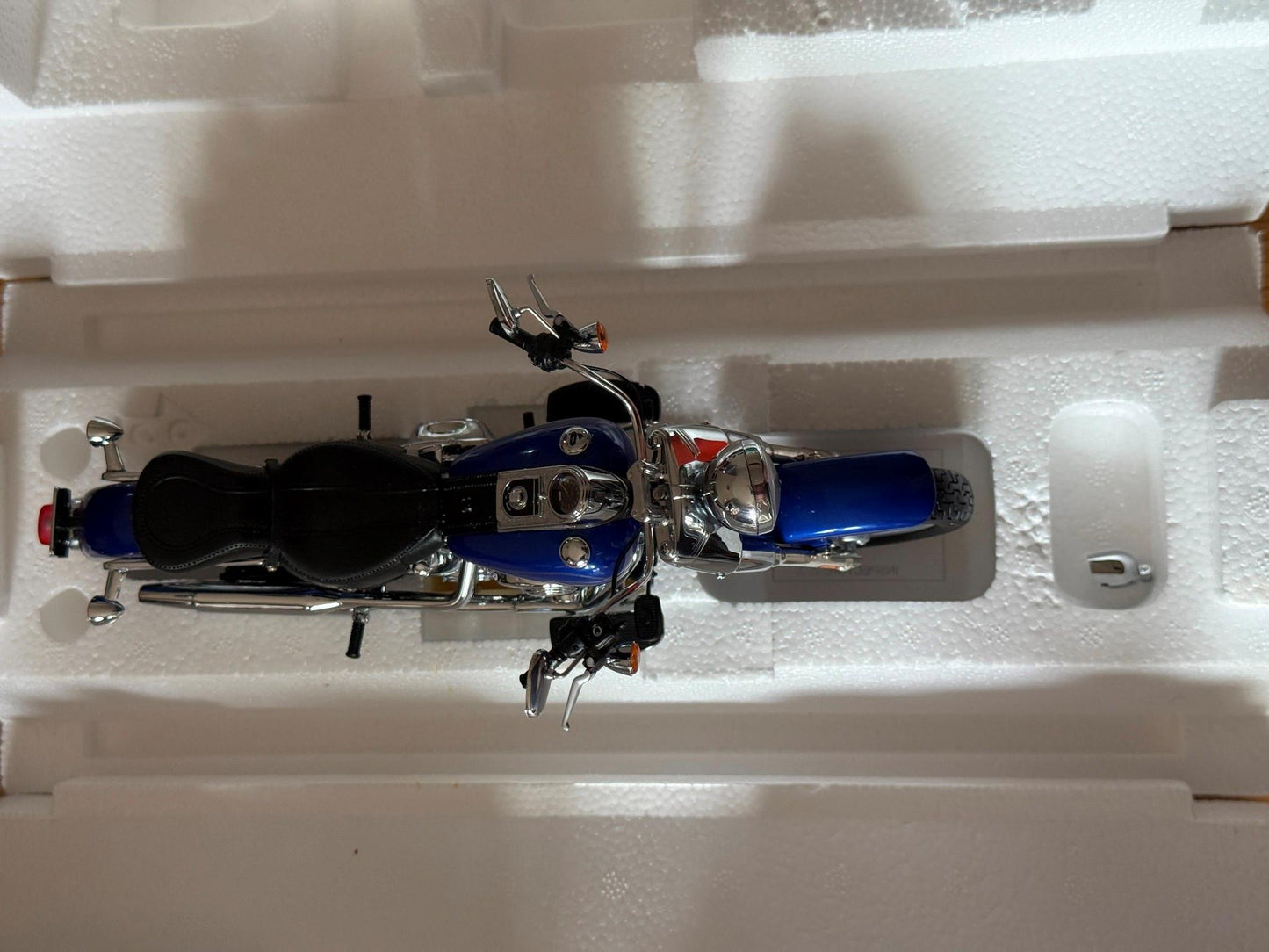Franklin Mint: 1:10 Scale Harley Davidson 2006 Fat Boy. MIB