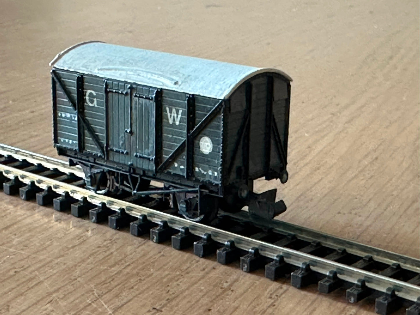 Peco N Gauge GW Box Van. Pre Owned,