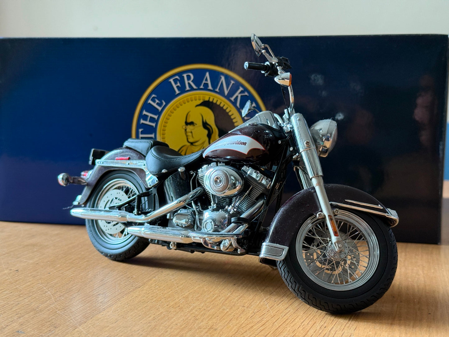 Franklin Mint: 2006 Harley Davidson Softail Deluxe Ltd Edition. Very Rare. MIB