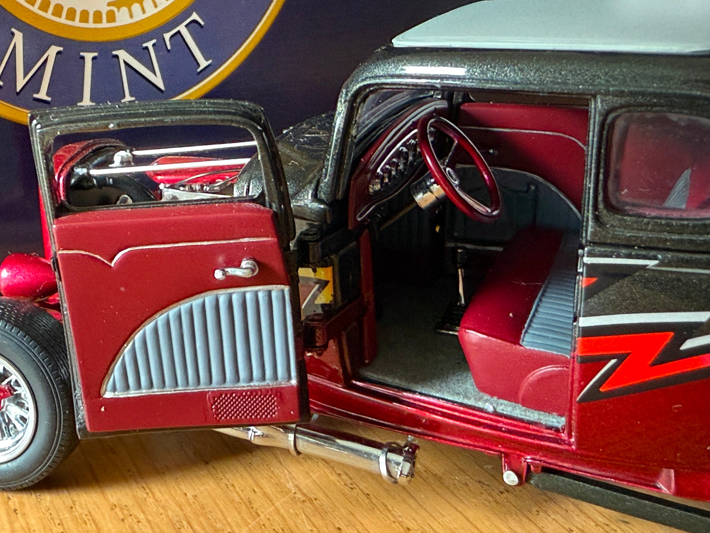 Franklin Mint: 1932 Ford Deuce Coupe Rockin' Rod - Very Rare Limited Edition MIB
