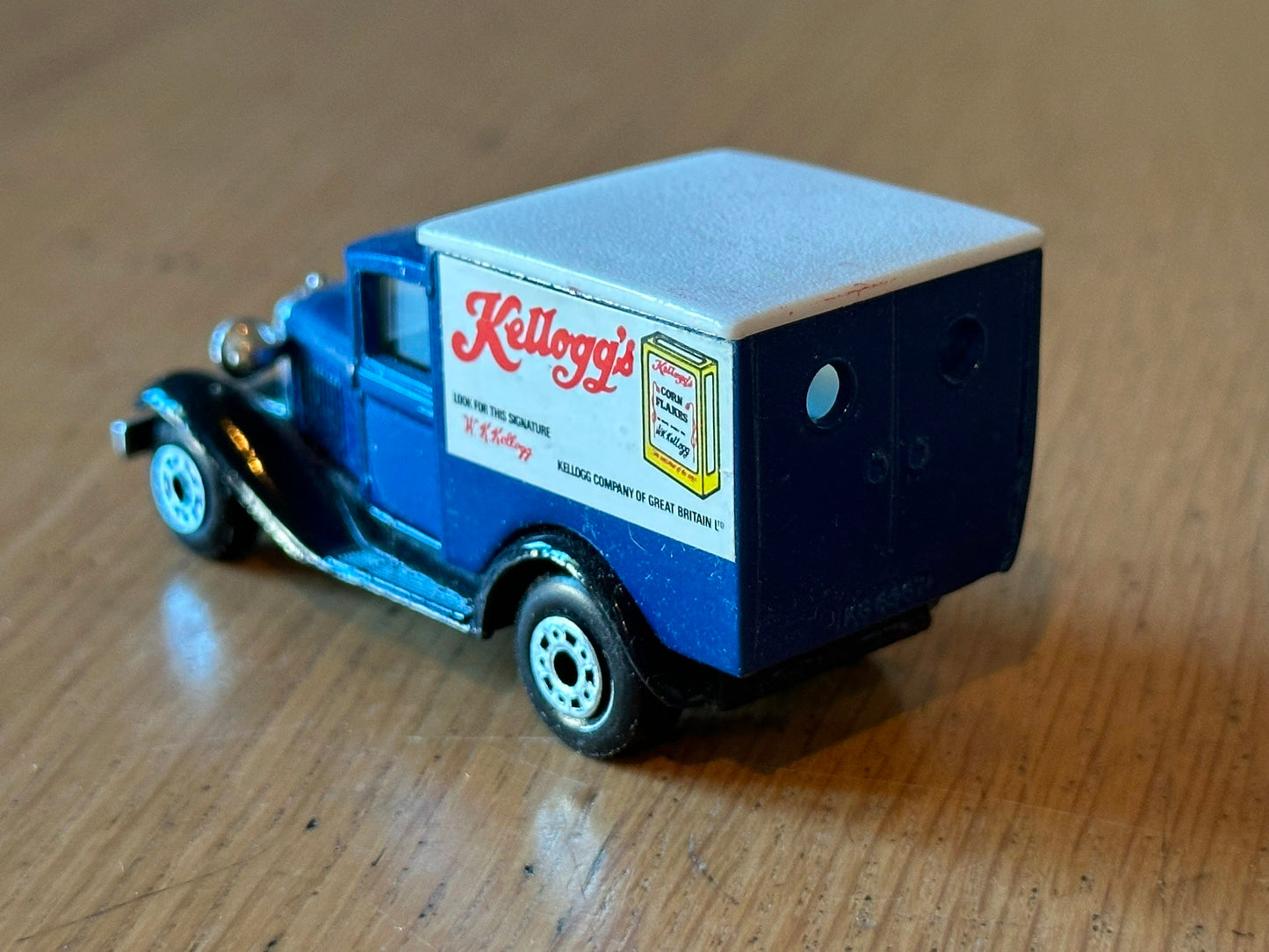 Diecast Lledo Days Gone 1920 Ford Model A Van - Kellogs. No Box.