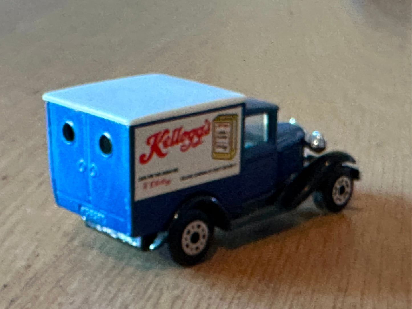 Diecast Lledo Days Gone 1920 Ford Model A Van - Kellogs. No Box.