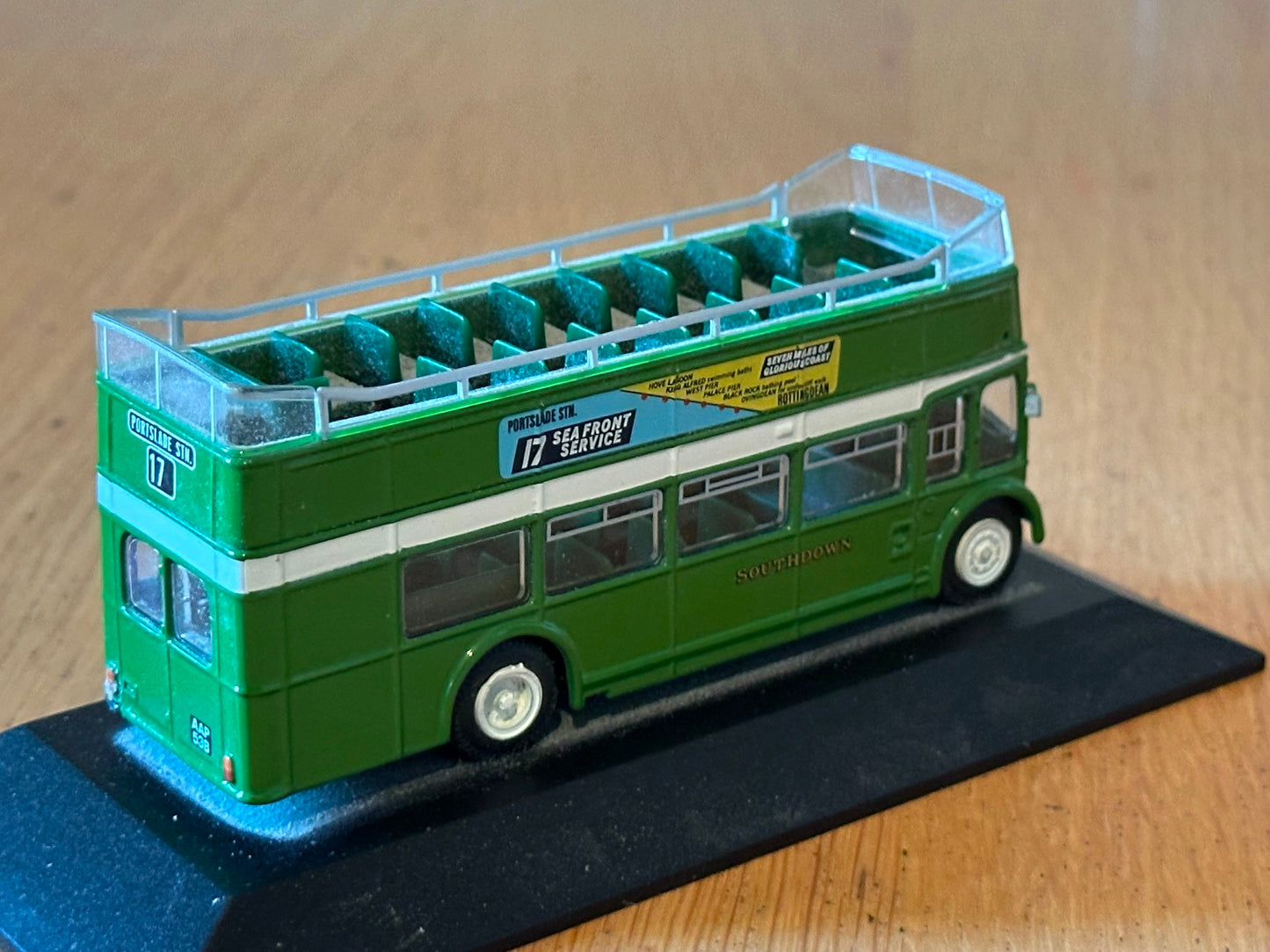 Atlas Great British Buses 1:76 Southdown Bristol Lodekka. No Box.