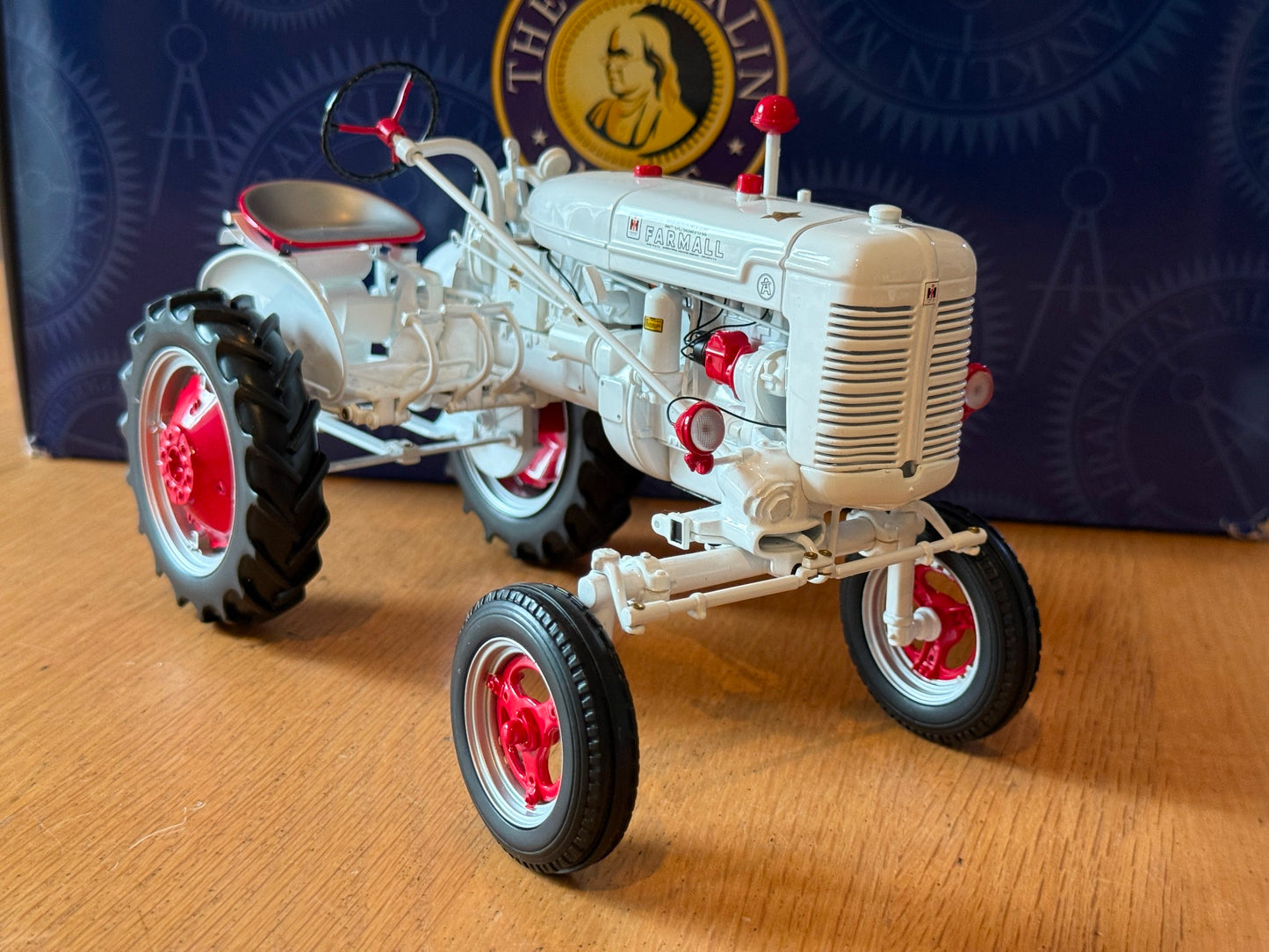 Franklin Mint: Farmall Model A Farm Tractor. Rare White Model. MIB.