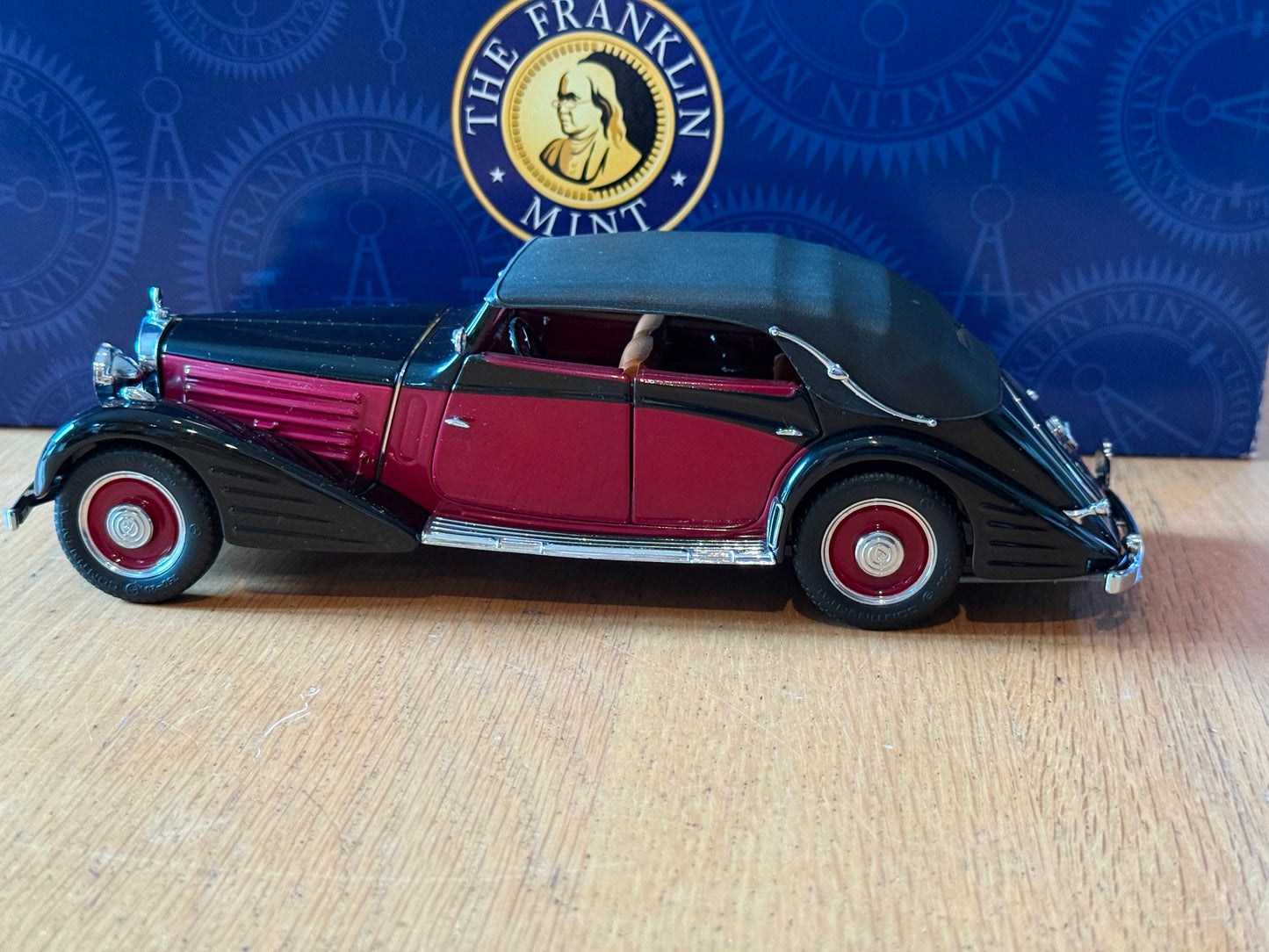 Franklin Mint: 1939 Maybach Zeppelin. Rare 2001 Special Event Ltd Edition. MIB.