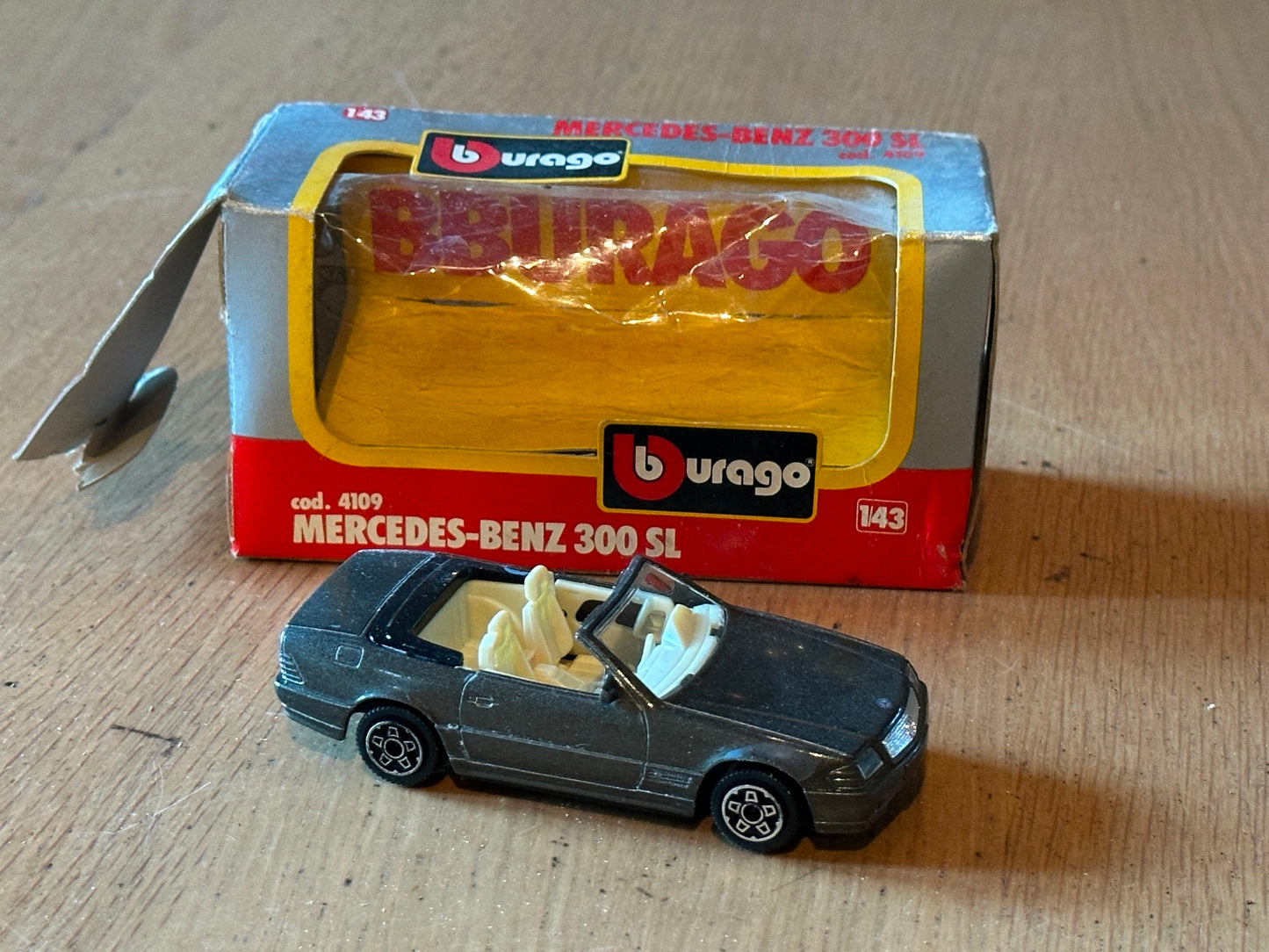 Burago 4109 Diecast Mercedes Benz 300 SL