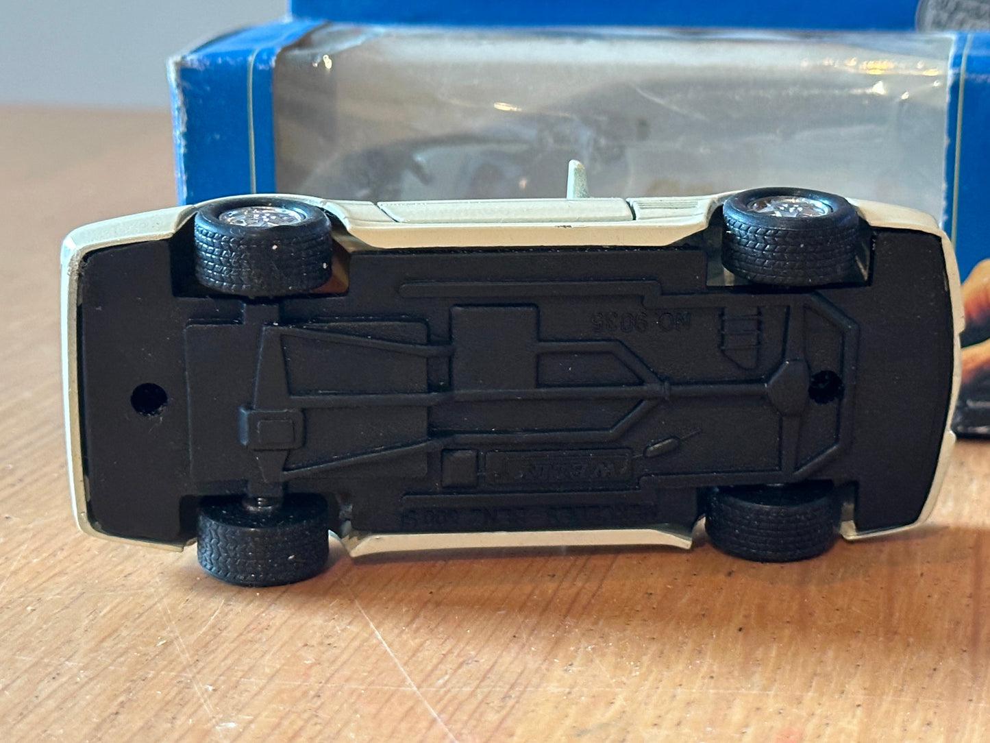 Welly Diecast Pull Back Super Racer - Mercedes 500SL Coupe