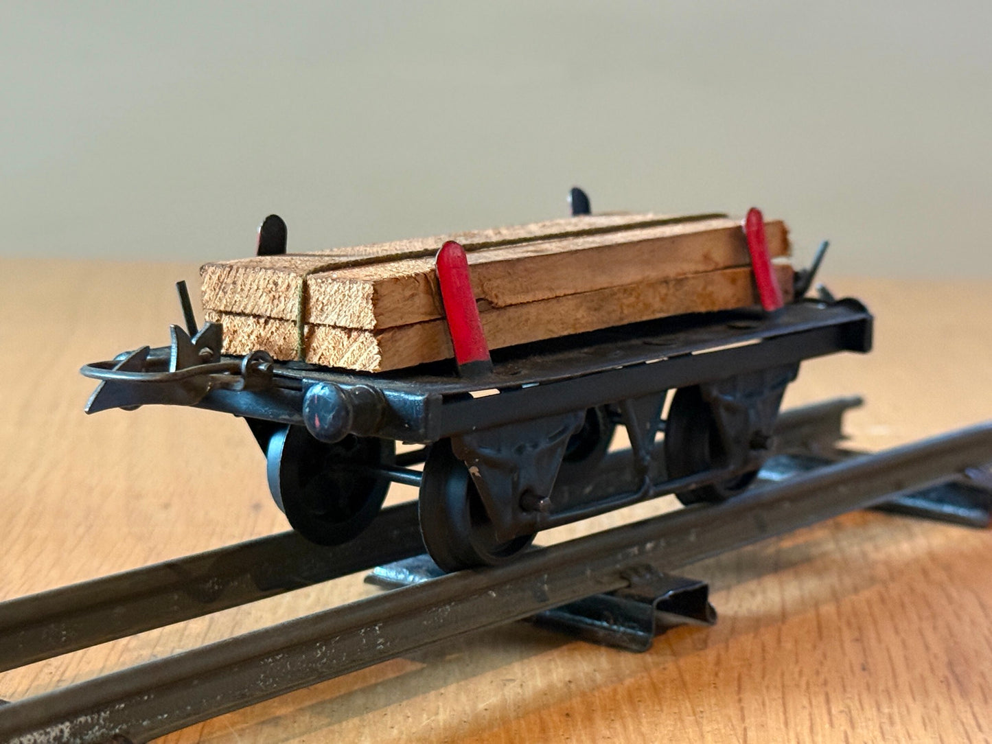 Hornby O Gauge Timber Wagon and Load