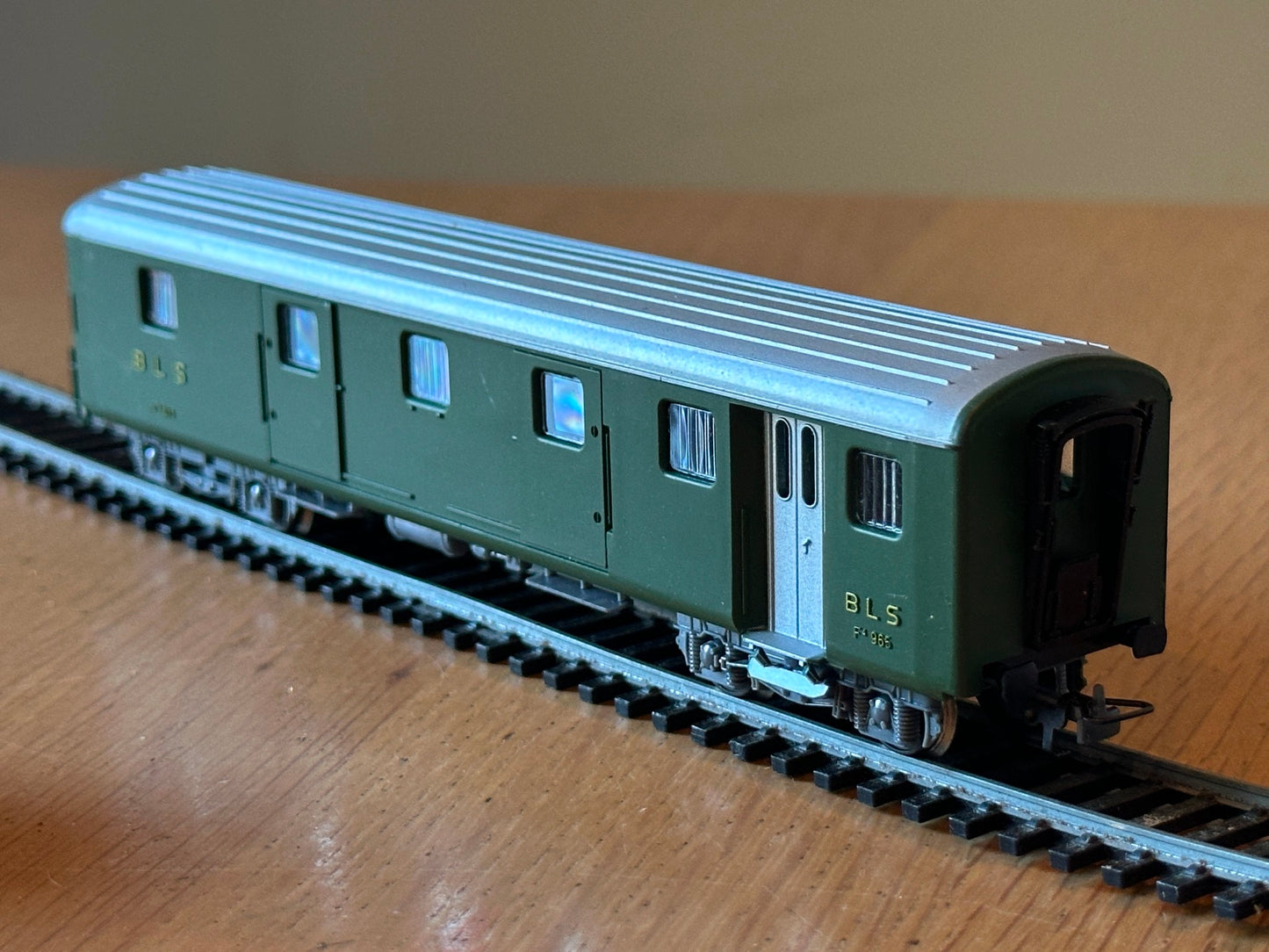 1950s HO Scale Kleinbahn Toy Train BLS Parcels Wagon SBB F4 965 No 382