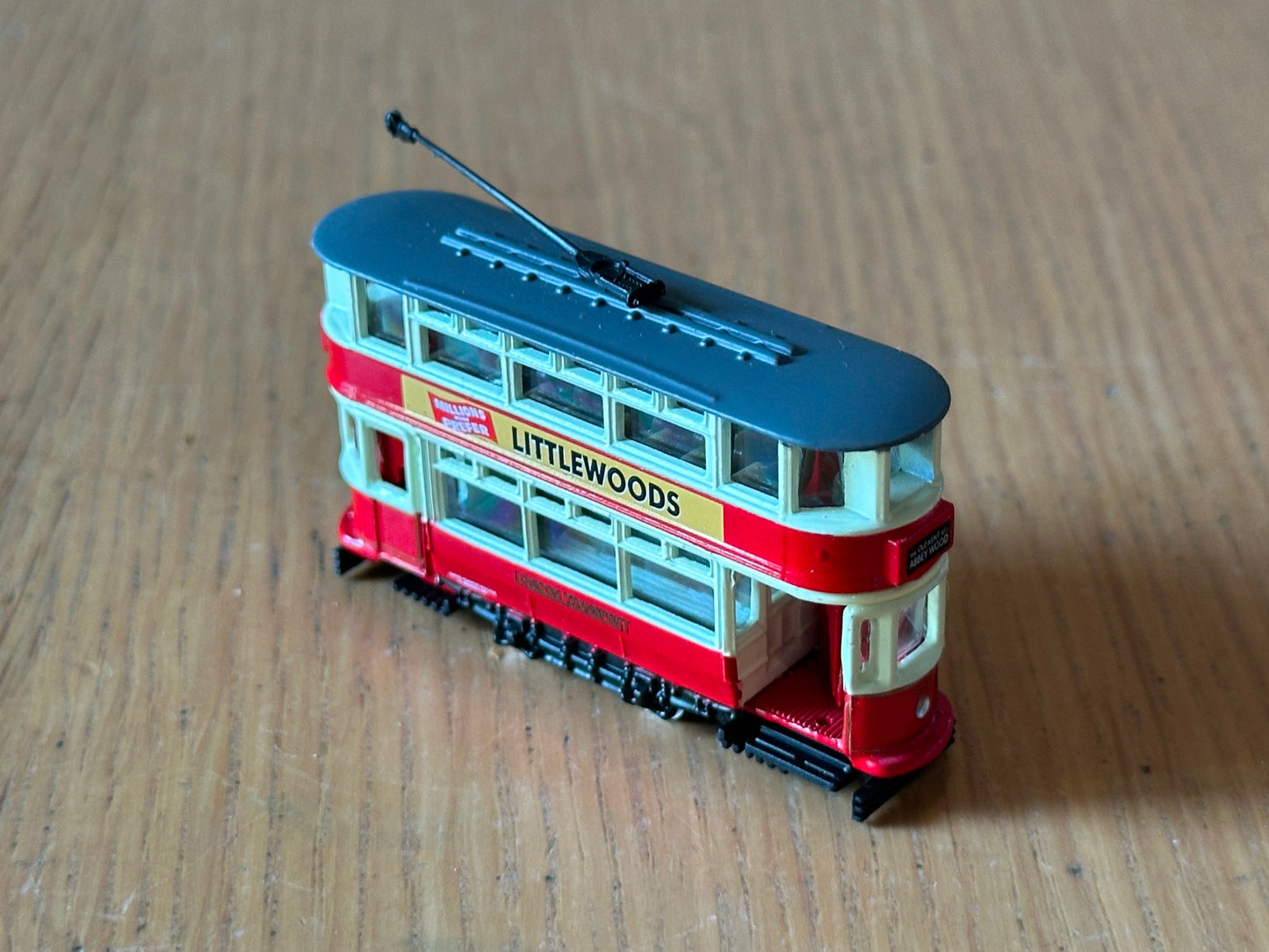 Oxford Diecast NTR008 N Gauge 1/148 Scale Tram London Transport