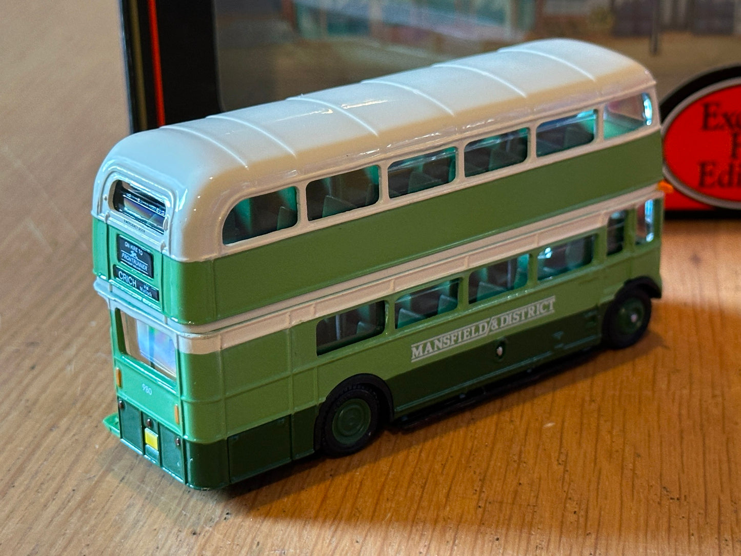 EFE 15609 - 1:76 oo Gauge Mansfield & District Routemaster Bus