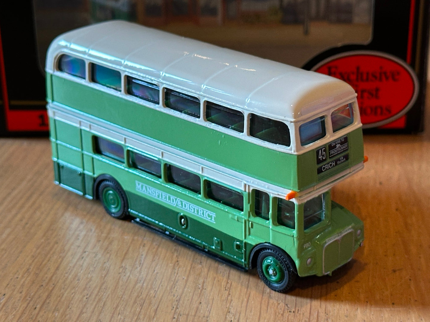 EFE 15609 - 1:76 oo Gauge Mansfield & District Routemaster Bus