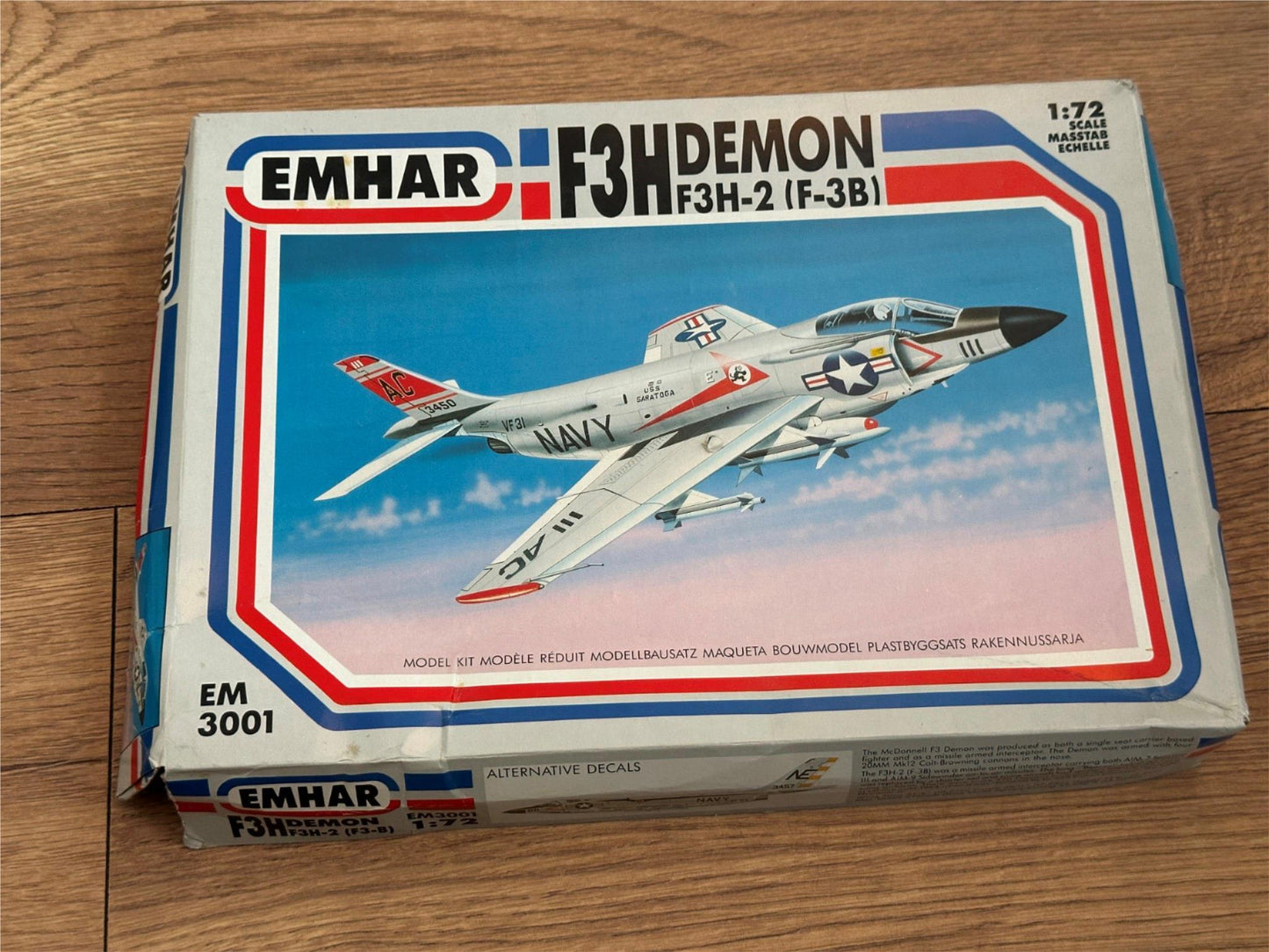 Emhar Models EM301 - 1:72 F3H Demon Plane