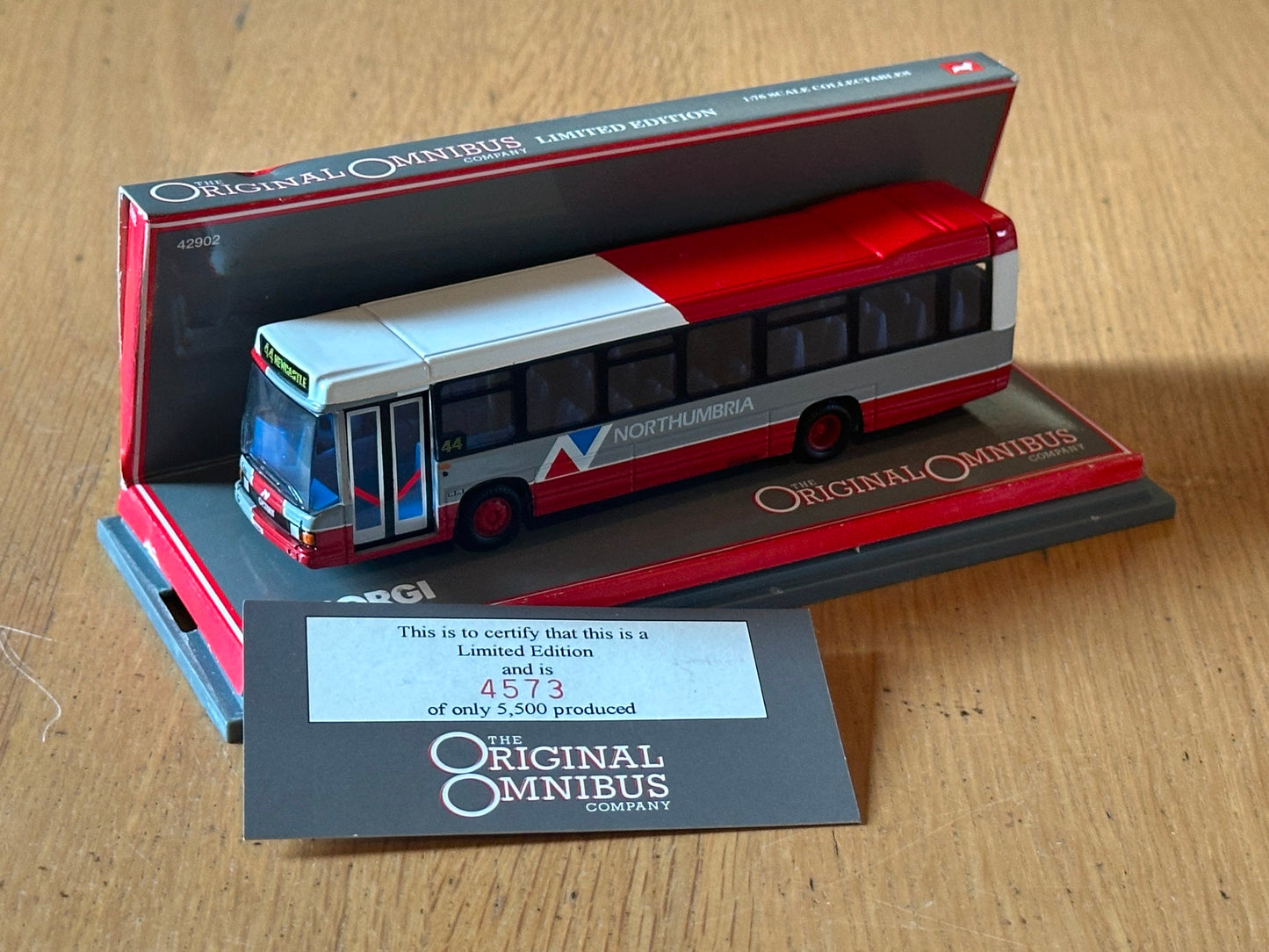 Corgi Original Omnibus 42902 - 1:76 Optare Delta Bus '44 Newcastle Northumbria'