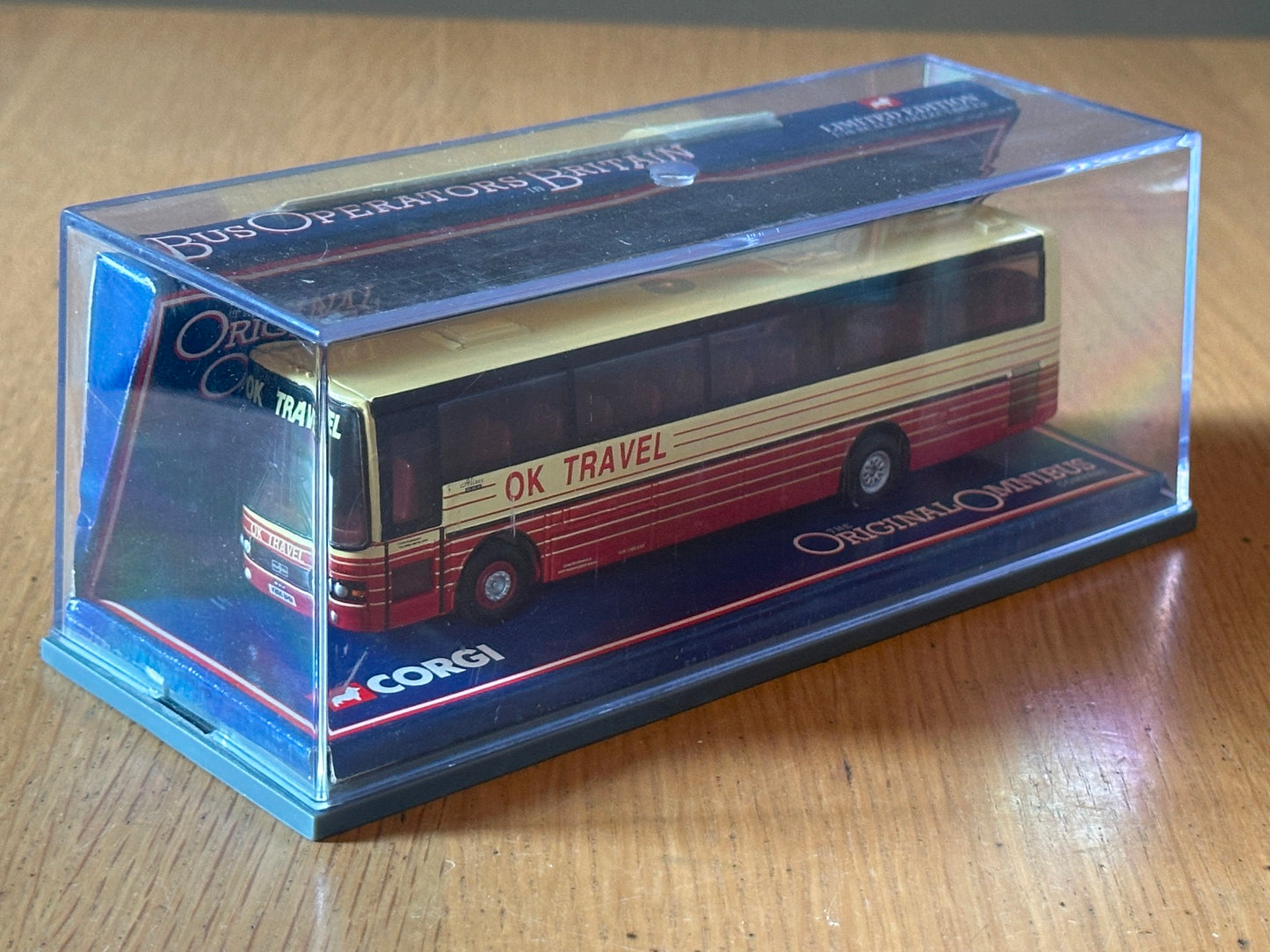 Corgi Original Omnibus 1:76 Van Hool Coach - OK Travel