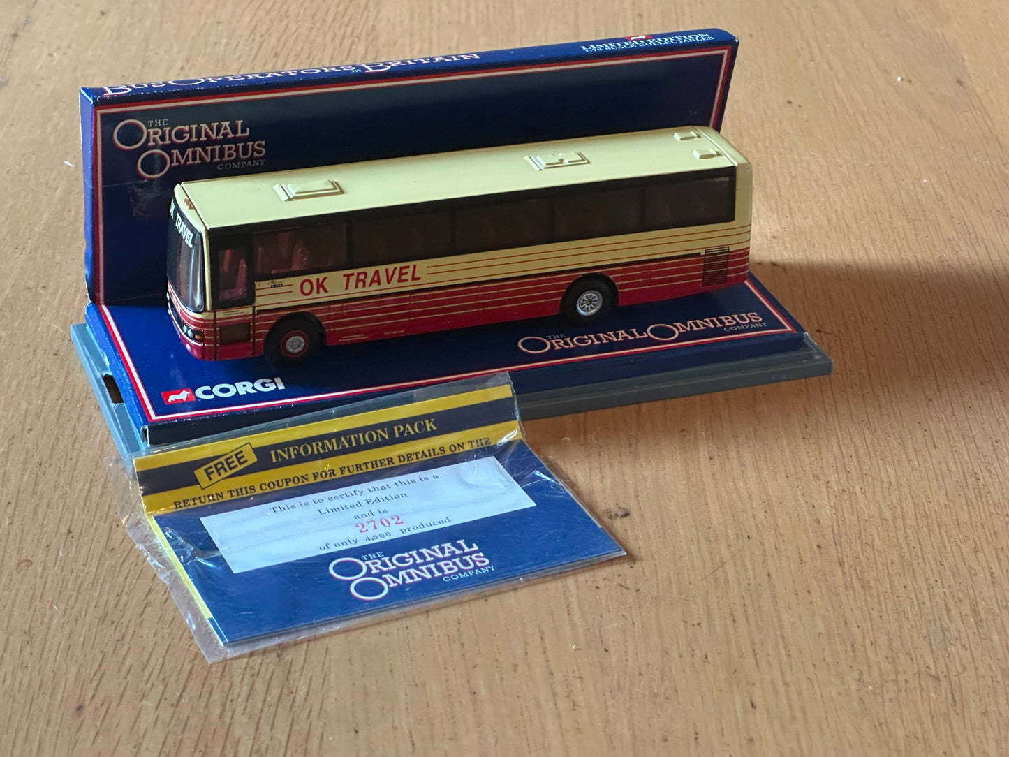 Corgi Original Omnibus 1:76 Van Hool Coach - OK Travel