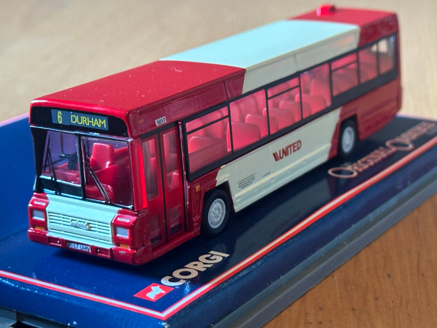 Corgi Original Omnibus 43110 - 1:76 OO Gauge Leyland Lynx MkII. United 6 Durham