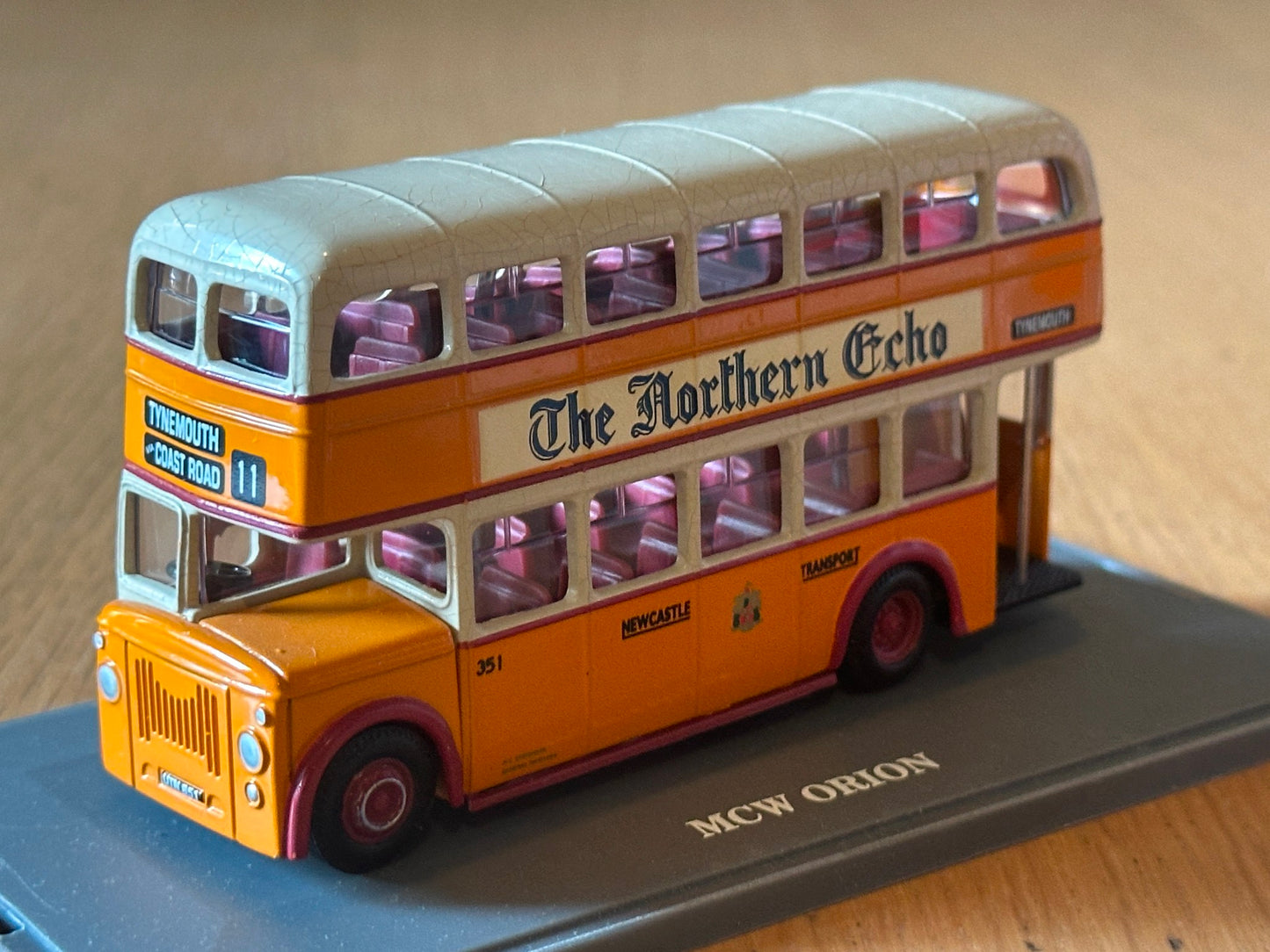 Corgi Original Omnibus 97944 - 1:76 MCW Orion Leyland PD2 Newcastle Corporation