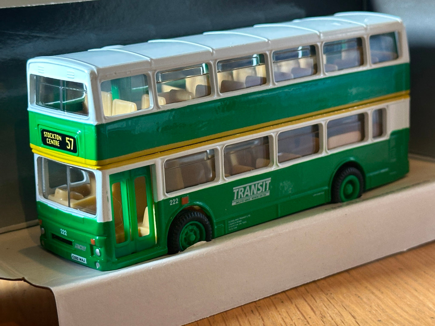 Corgi Sunbeam 97802 - 1:76 97802 MCW Metrobus 'Cleveland Transit' - Route 222