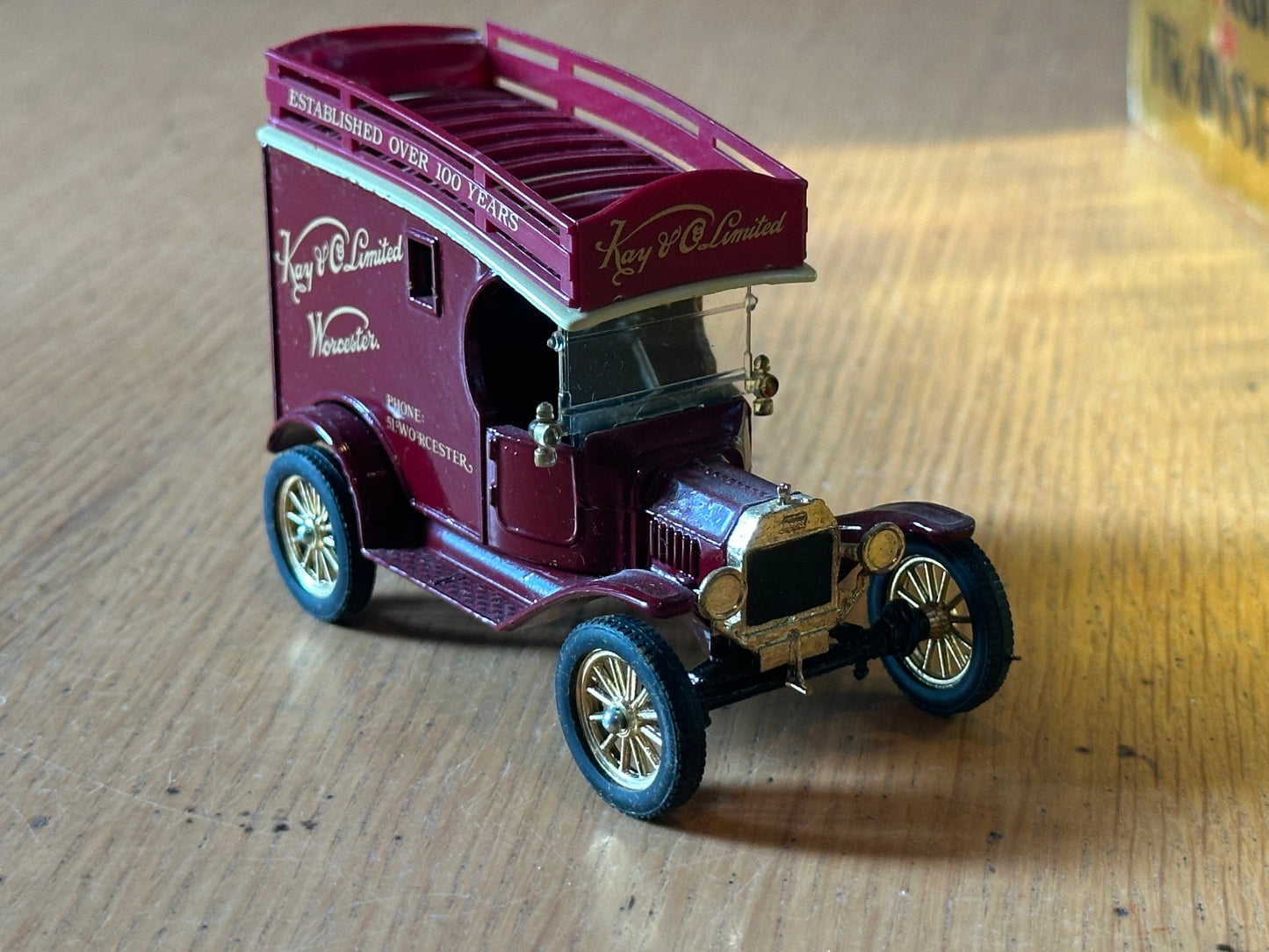 Corgi Transport of the 30s Set Kay & Co - Thornycroft Van / Model T Van