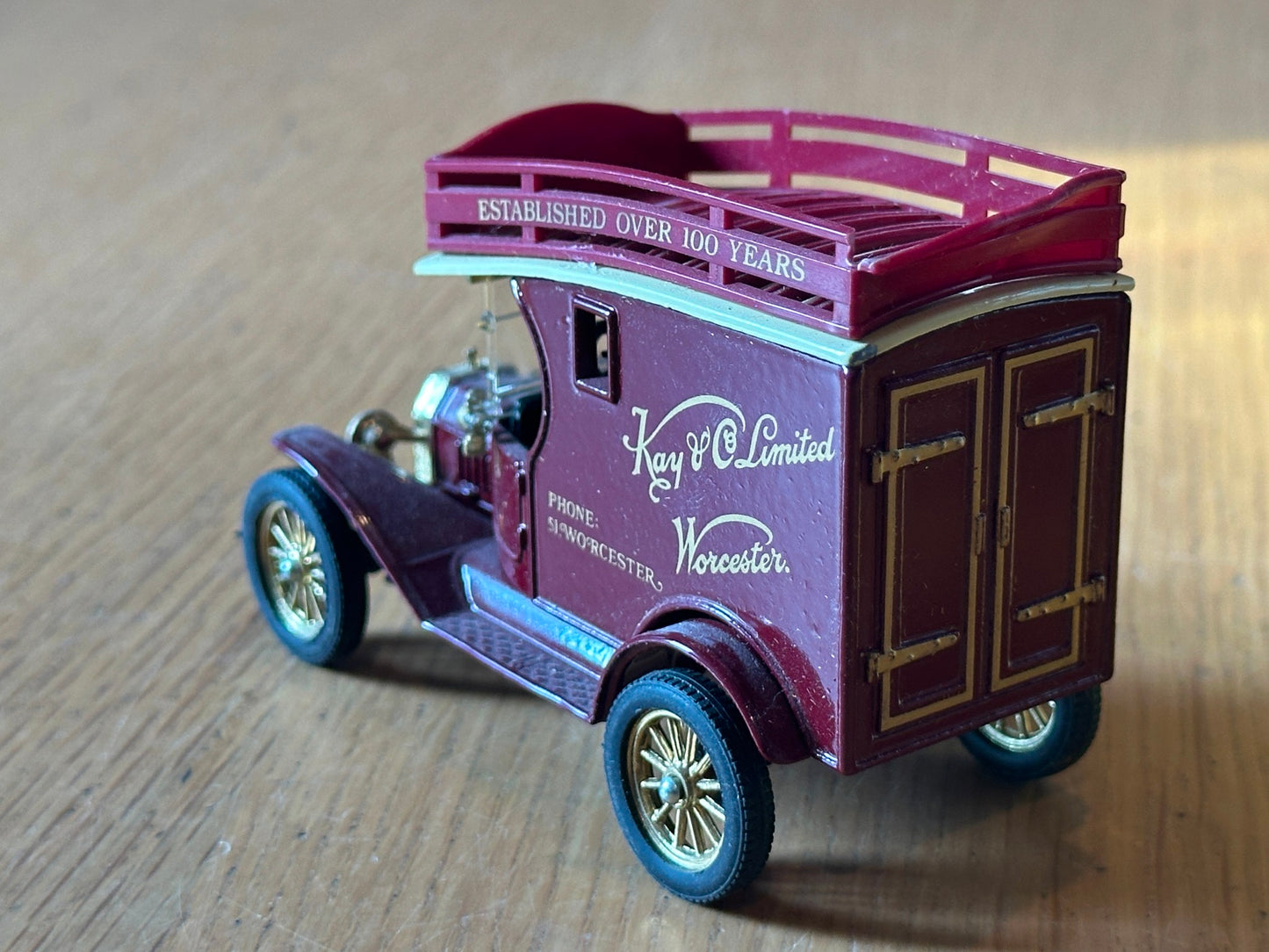 Corgi Transport of the 30s Set Kay & Co - Thornycroft Van / Model T Van