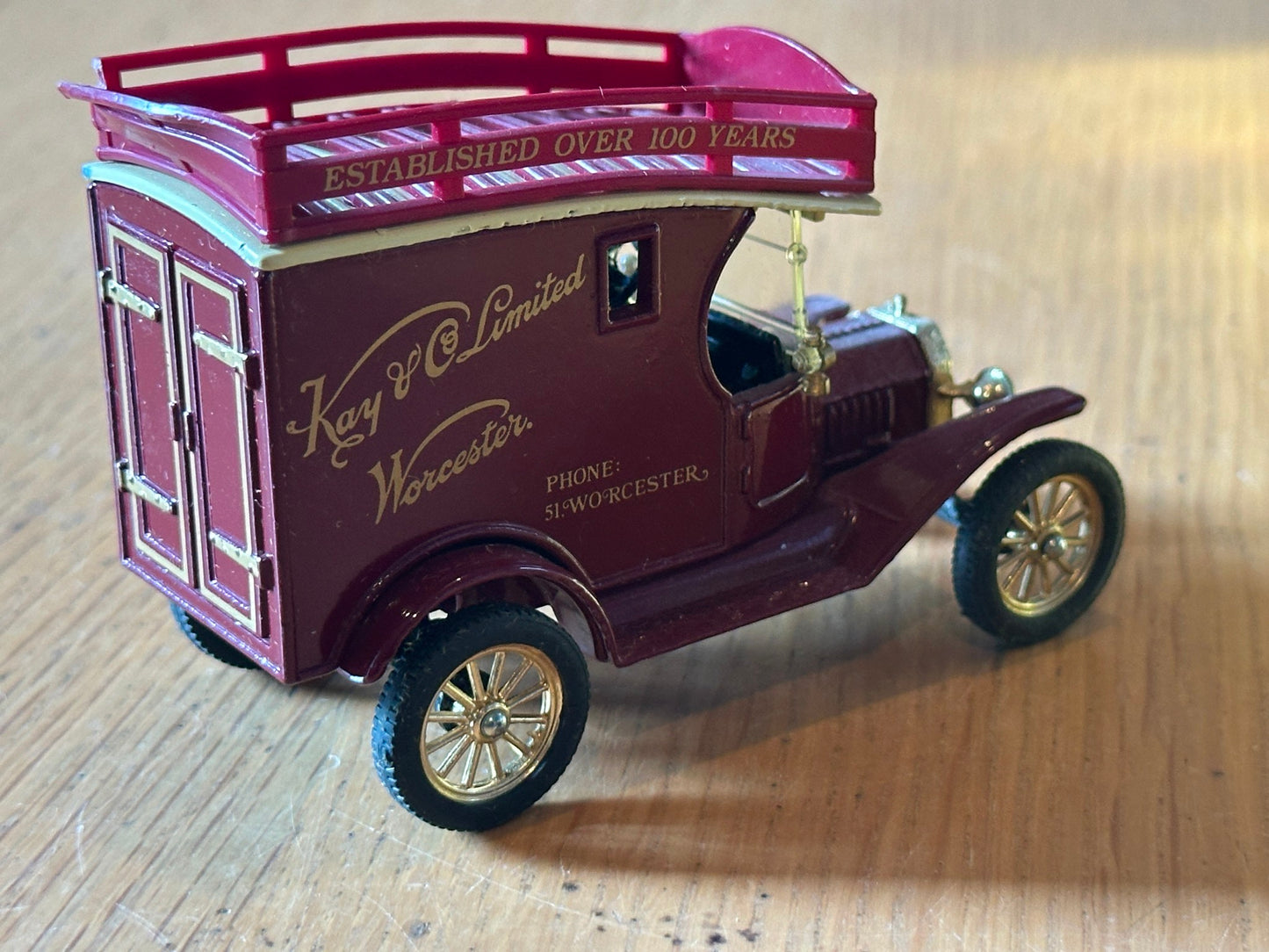 Corgi Transport of the 30s Set Kay & Co - Thornycroft Van / Model T Van