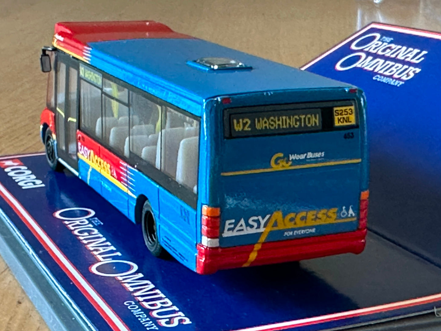 Original Omnibus 1:76 44102 Go Wear Easy Access Optare Solo Bus