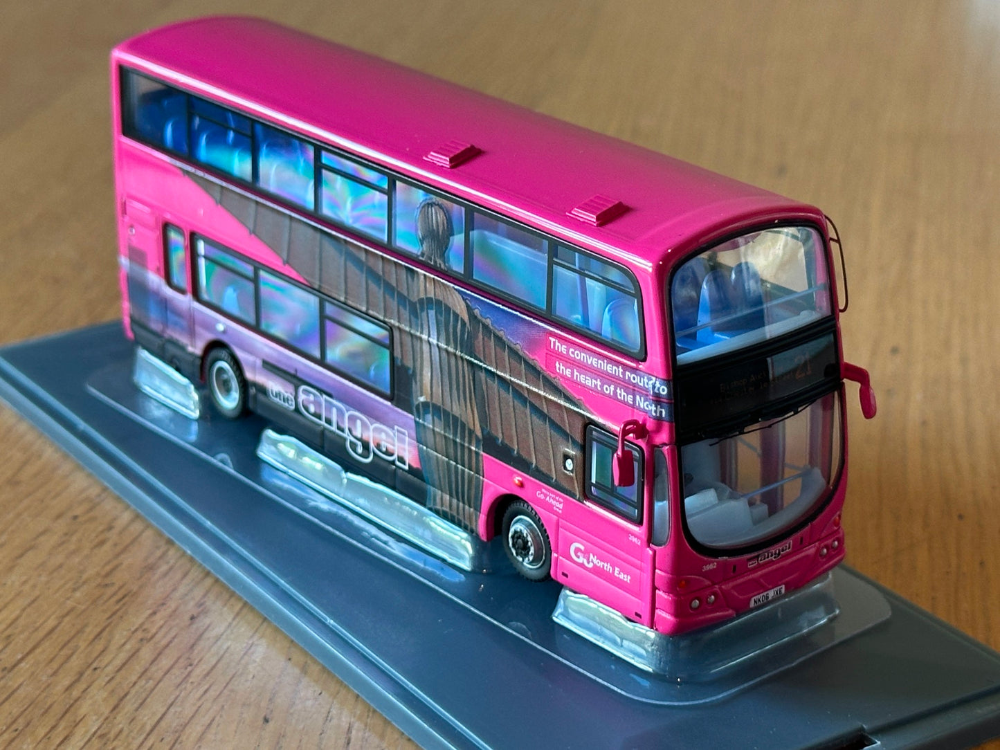 Original Omnibus 1:76 Wright Eclipse Gemini - Go North East Bus. No. 1259