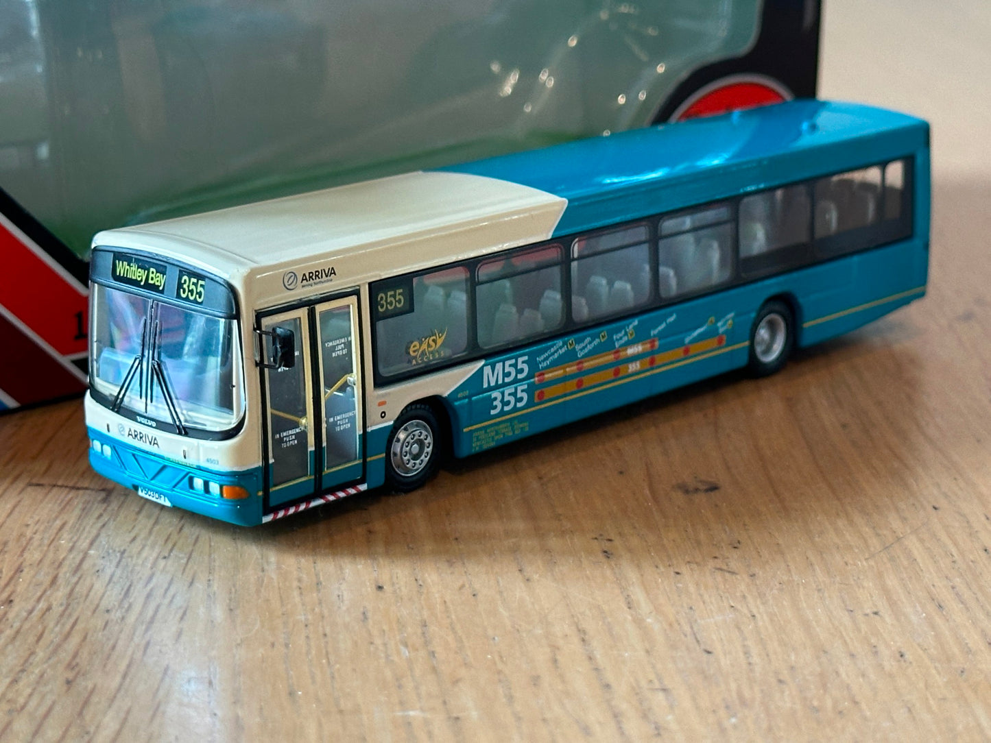 EFE 27605 Wright Volvo Renown Bus - Arriva Northumbria 355 Whitley Bay - Rare