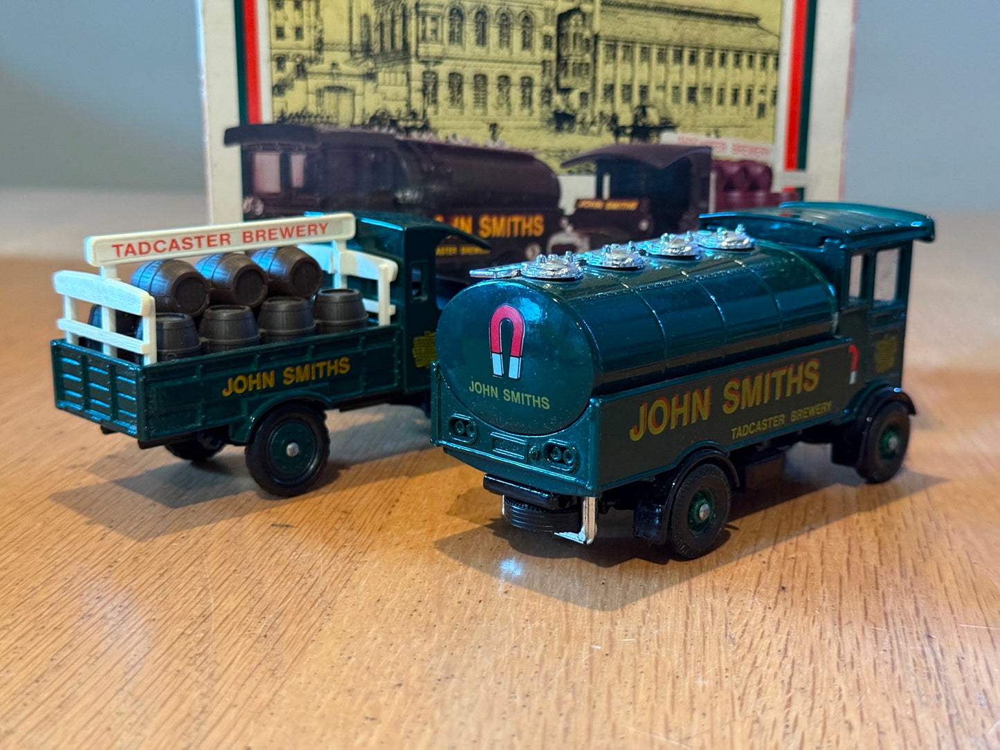 Corgi Classic 97742 - 1:50 John Smiths AEC Tanker and Thornycroft Beer Truck