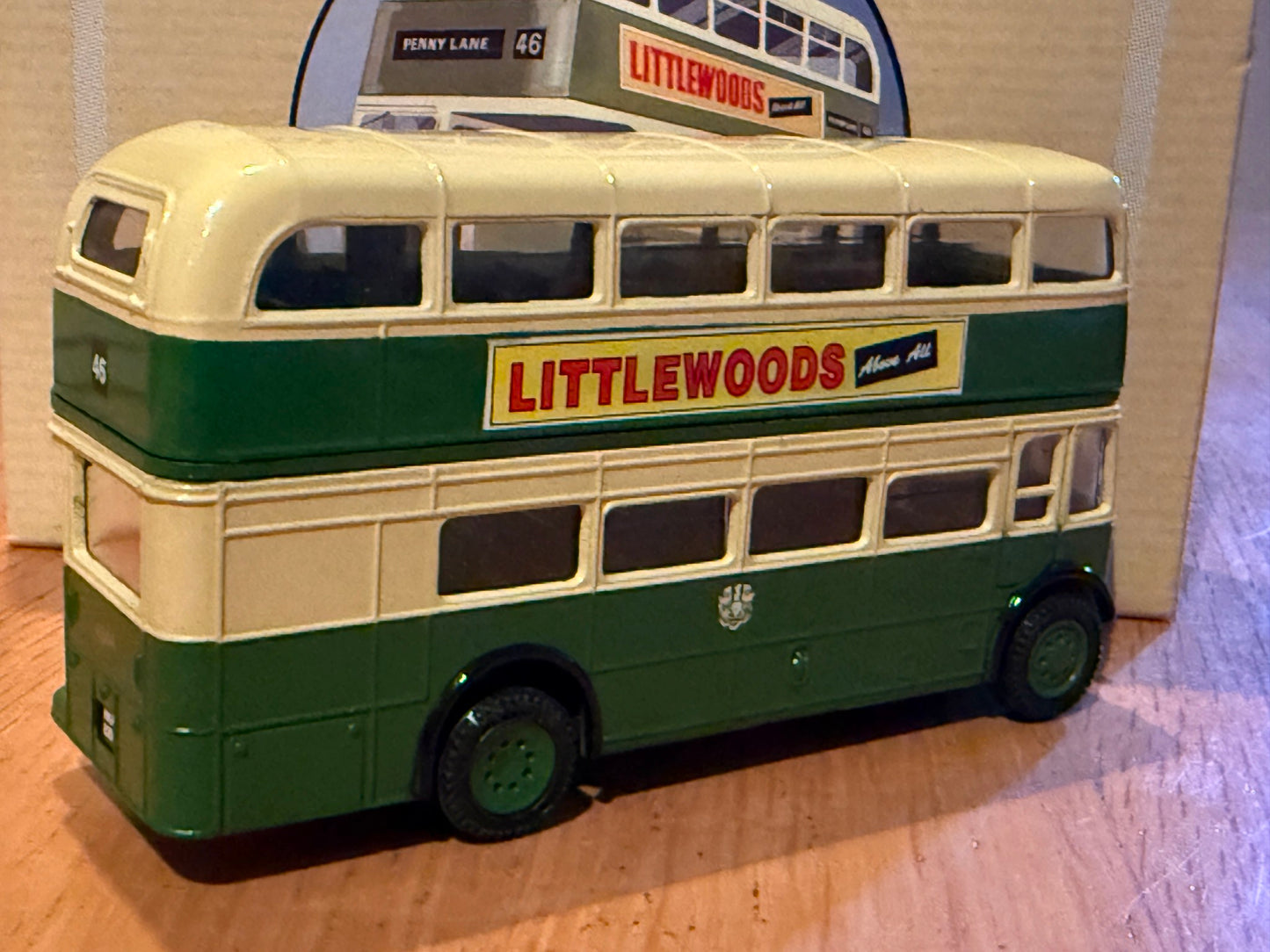 Corgi Classics 96983: 1:64 AEC Regent Bus - Penny Lane, Liverpool