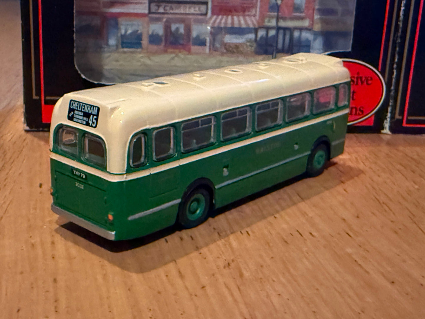 EFE 16311 - 1:76 Bristol LS ECW Single Deck Bus