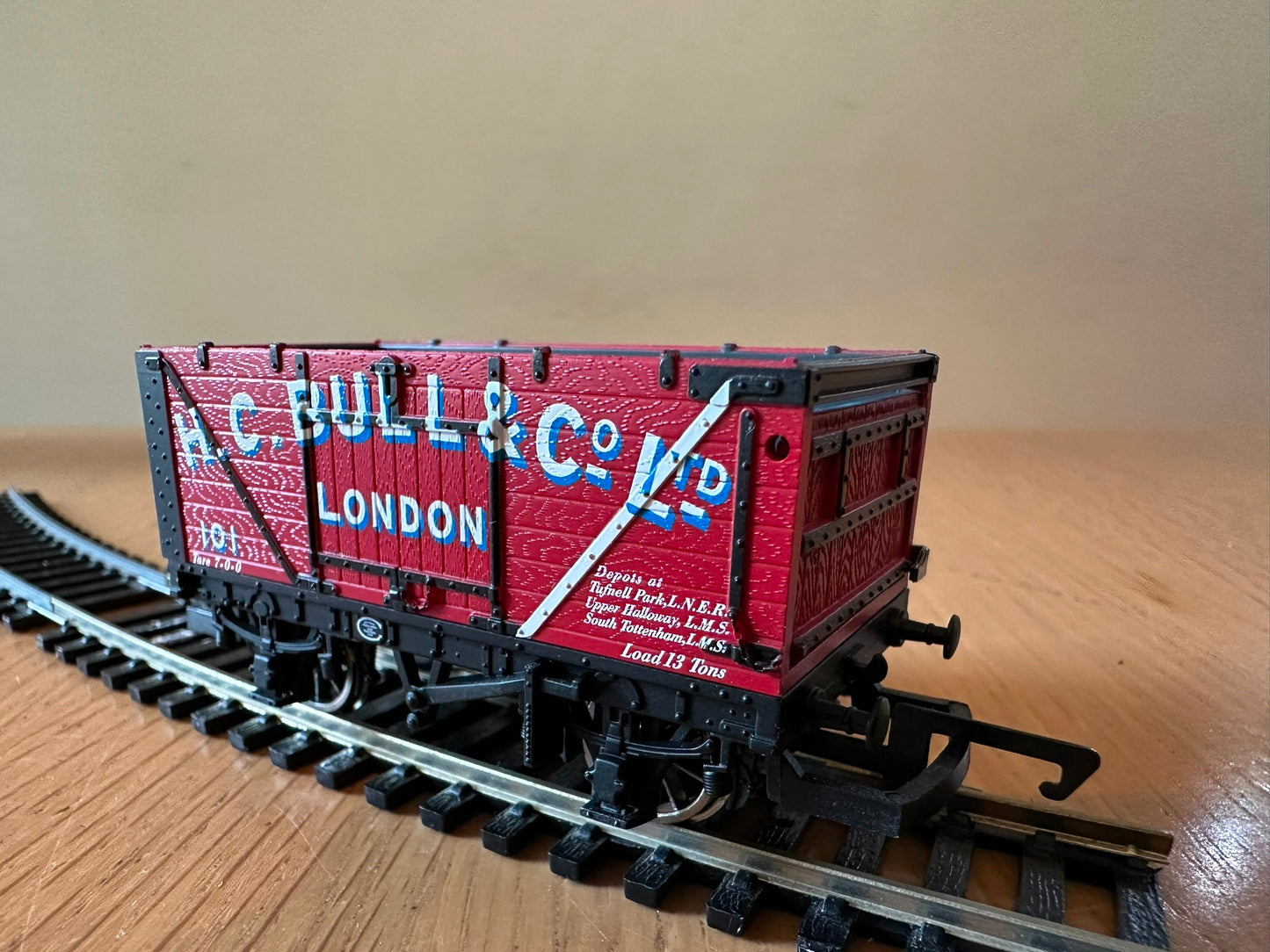 Hornby OO Gauge Barkby Jolliffe End Tipping Open Wagon. Pre owned. Boxed. R6344A