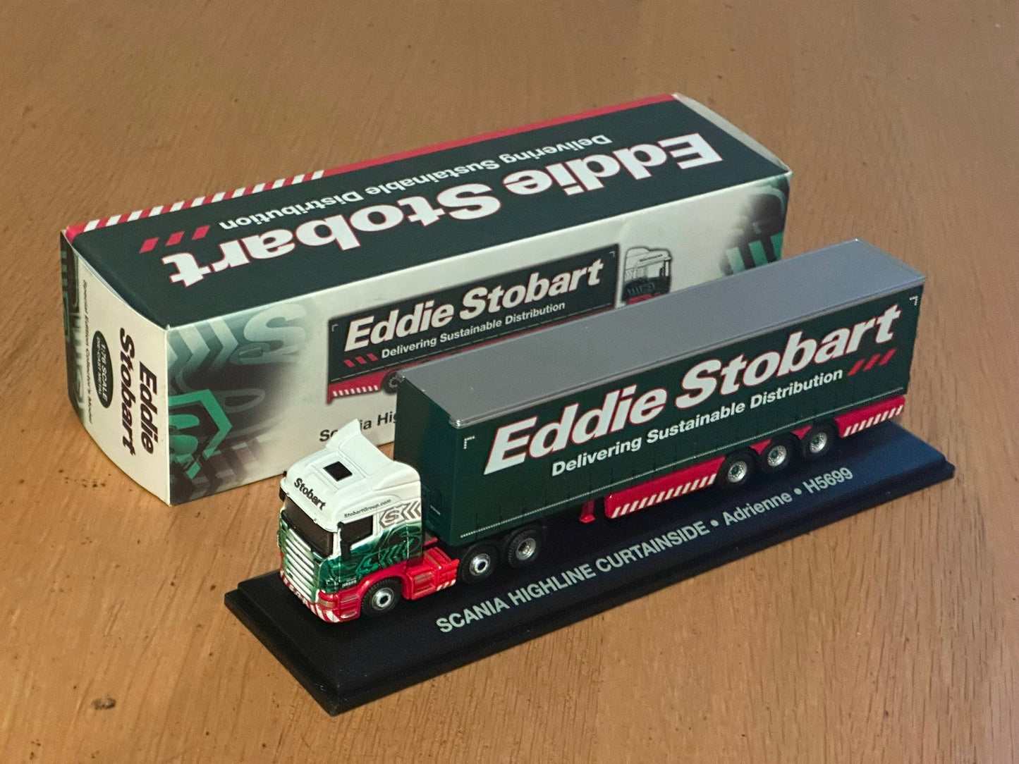 Eddie Stobart 1/76 H5699 Scania HIghline Curtainside 'Adrienne'